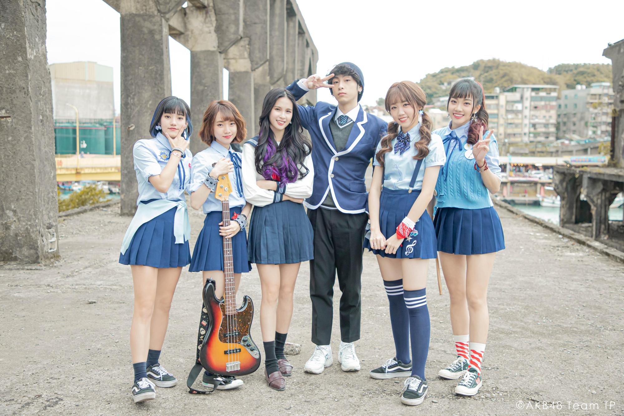新女團The Puzzle5推出首張單曲 《Majisuka Rock n' roll》。(好言娛樂提供)