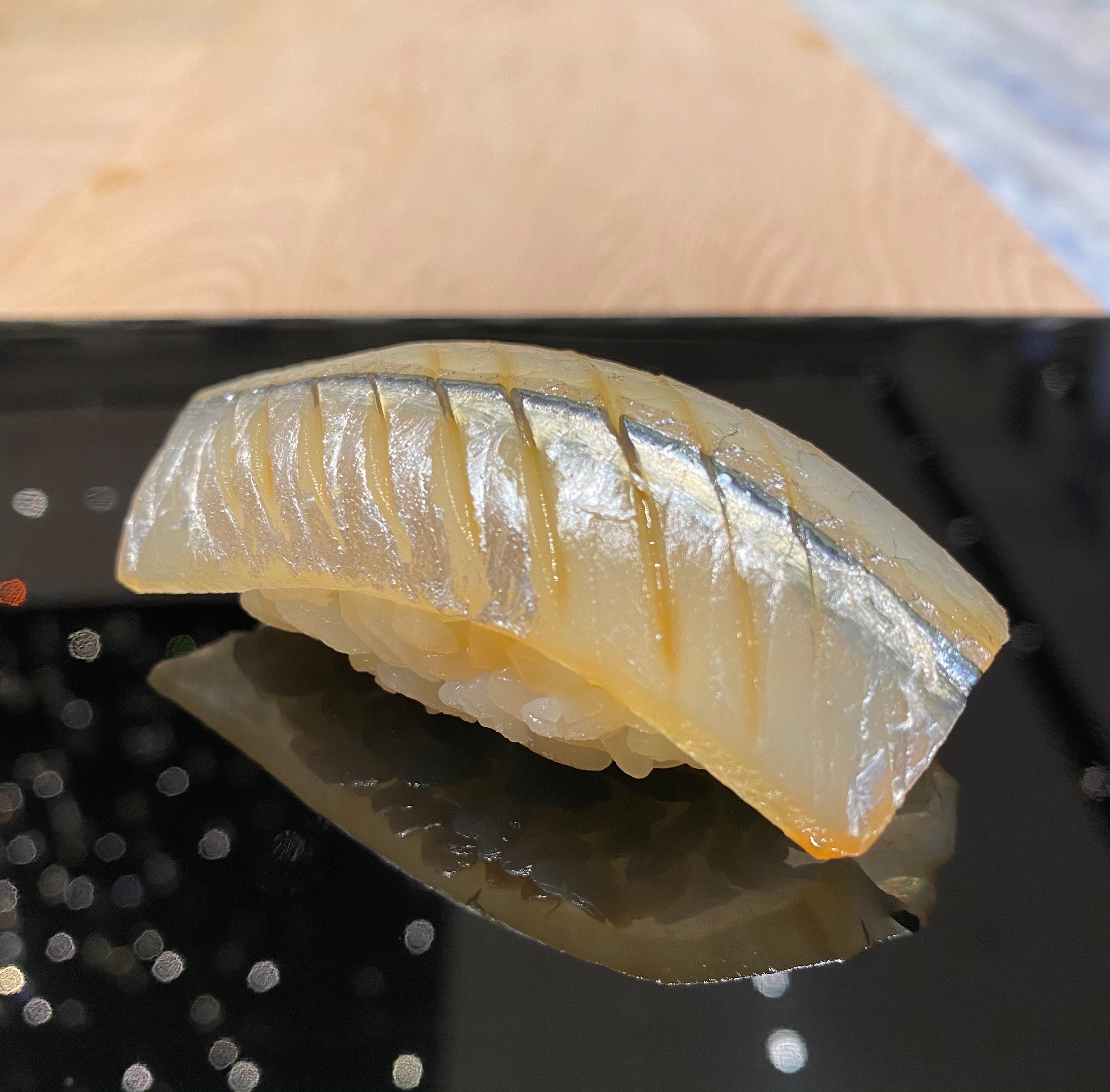 來自東京灣的水針，略帶脆口感。（鮨增田提供）