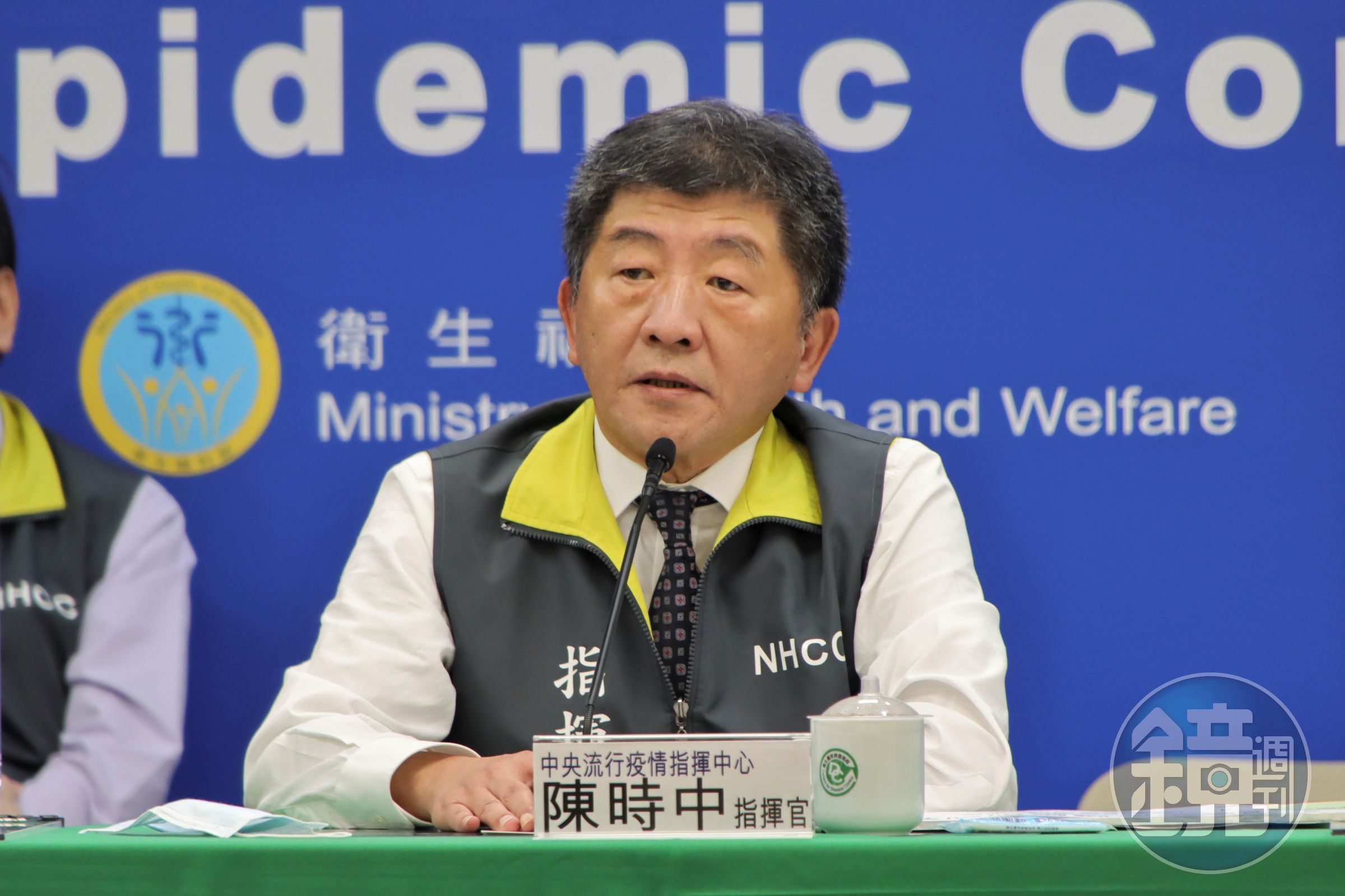防疫措施再升級，指揮中心指揮官陳時中宣布，產業移工也將改為檢疫期滿須採檢，才能進入自主健康管理。（指揮中心提供）