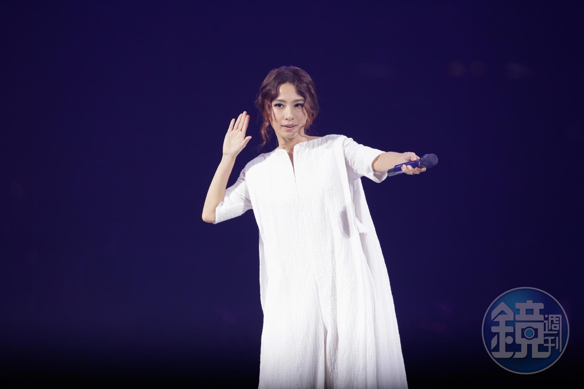 Hebe田馥甄「一一」演唱會後,收到老東家華研國際音樂寄出存證信函,指她侵權。