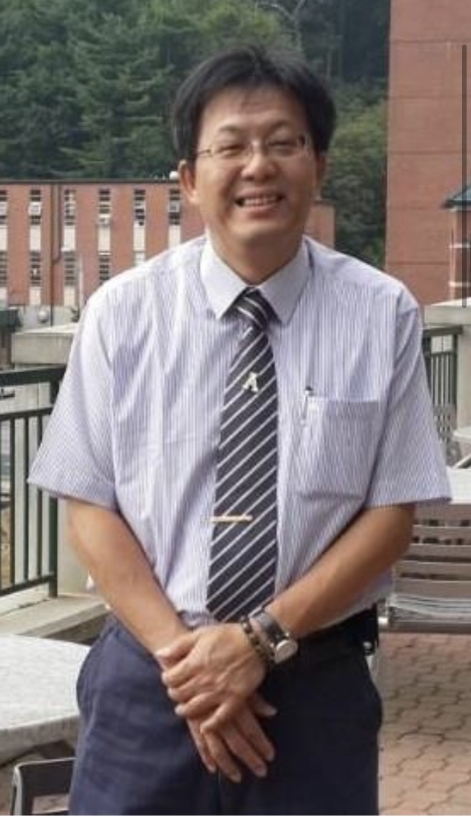 活動中心發想源自於前台藝大校長謝顒丞的治校理念，在他積極推動下，才讓多功能活動中心得以落成。（翻攝畫面）