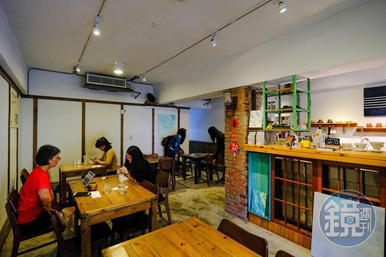 店內也很有日式老屋的氣氛。