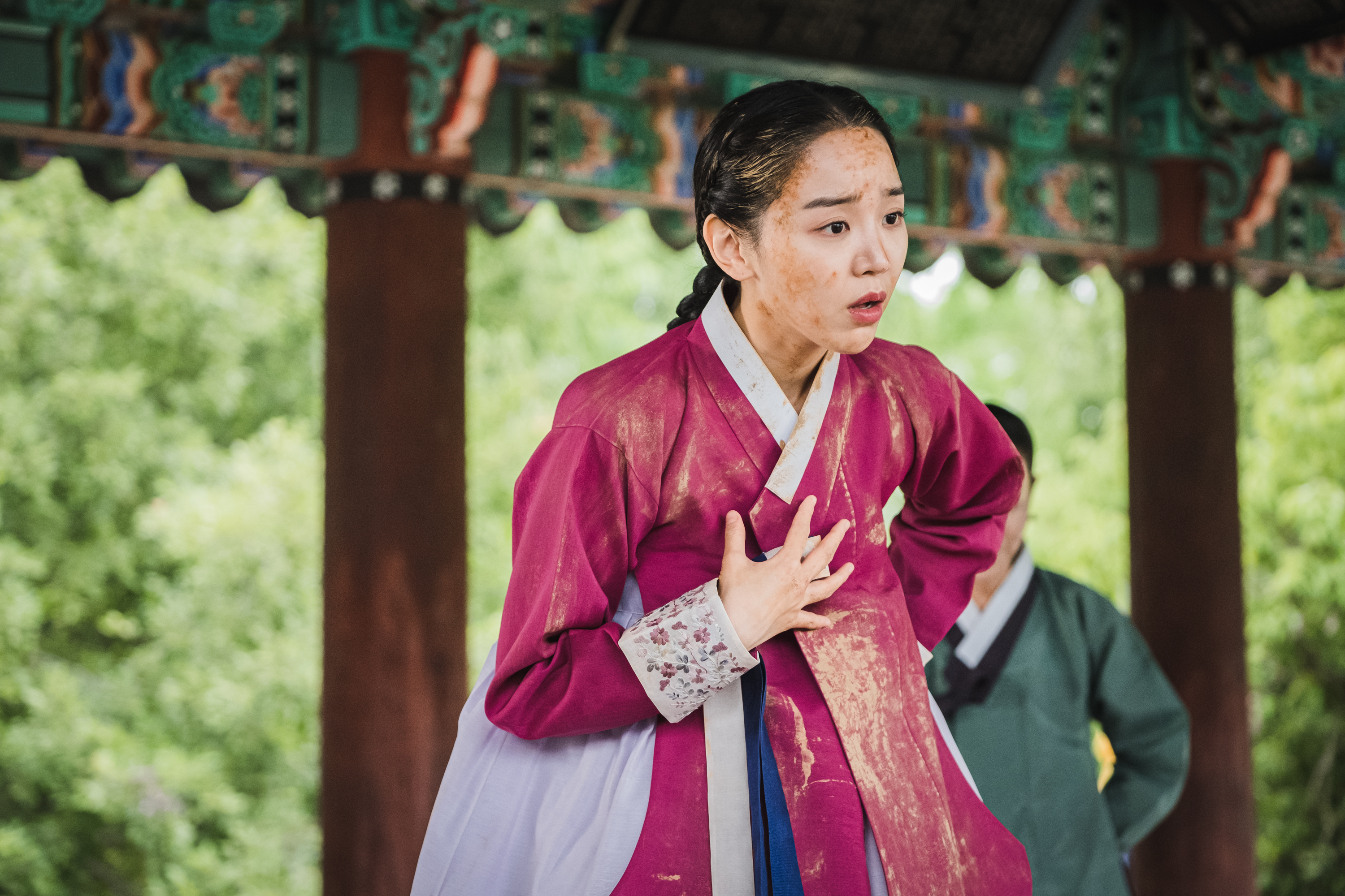 申惠善首次演出古裝劇《哲仁皇后》，挑戰「女身男心」的角色。（friDay影音提供）