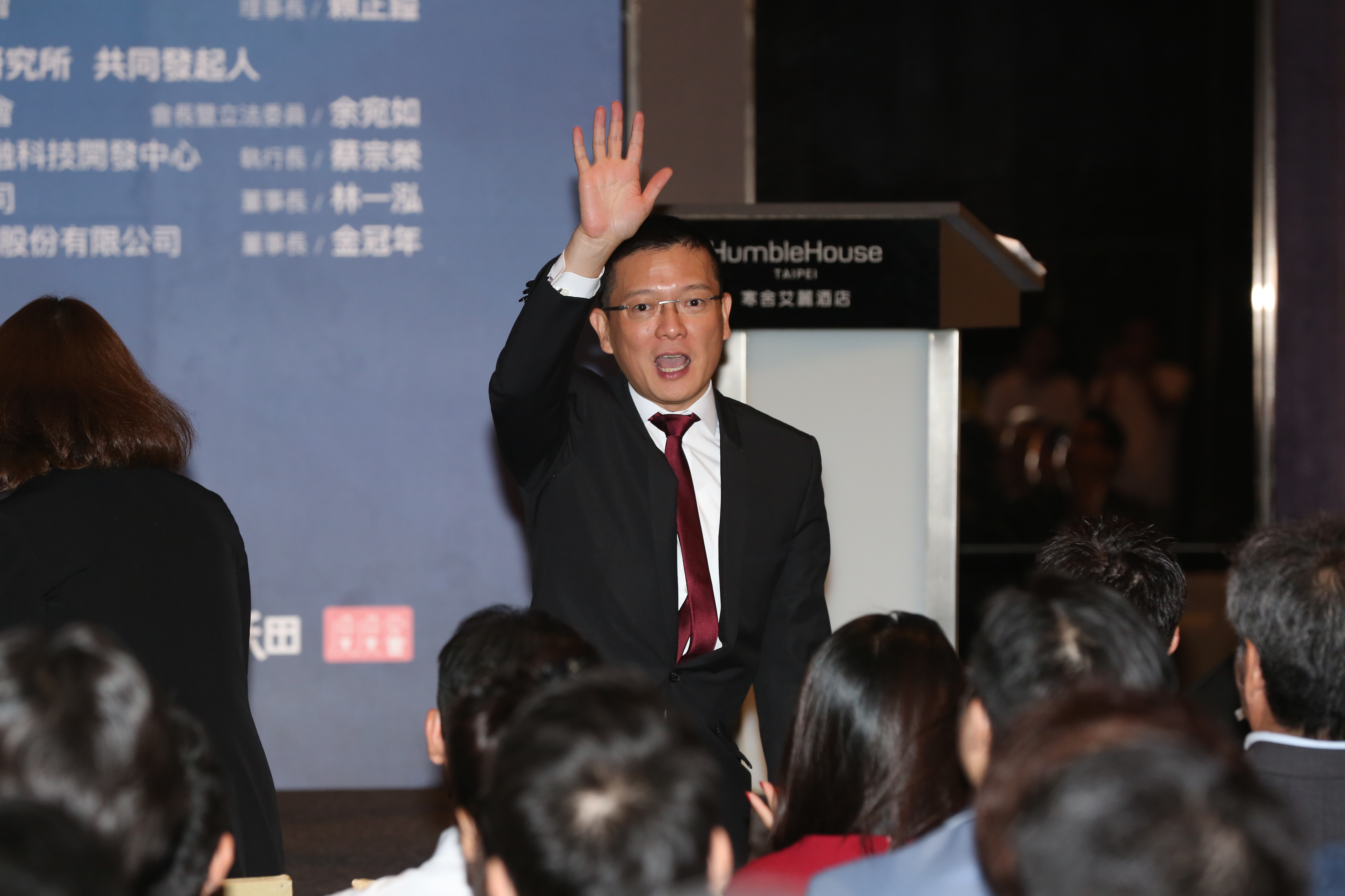 總統蔡英文和美國聯邦眾議院議長裴洛西線上同框並傳出曾電話會談，孫大千痛批「民進黨就是矯情」。（本刊資料照）