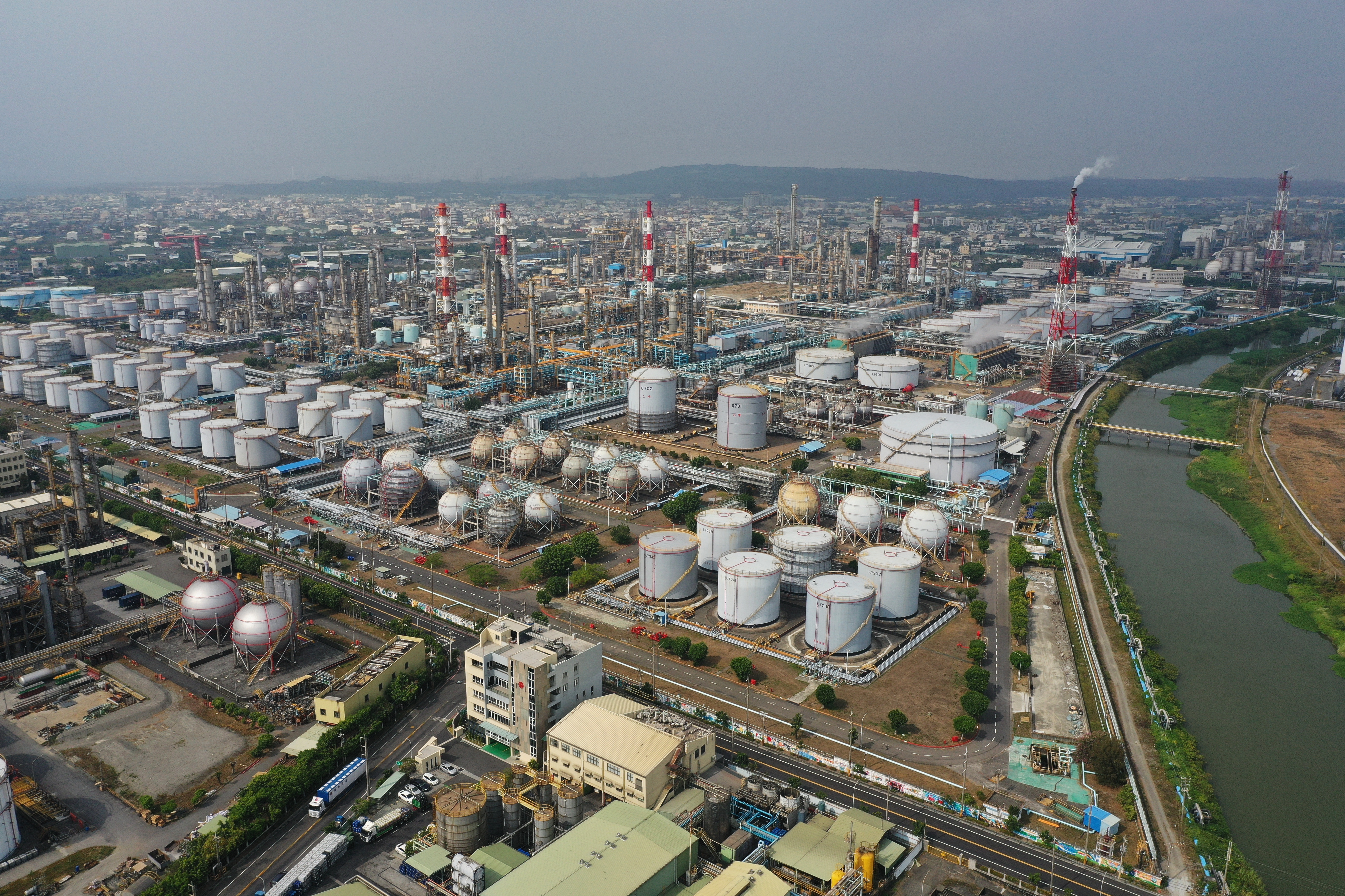 台達化第2季受惠ABS價格攀升，股價從5月起漲以來，漲幅將近2倍。