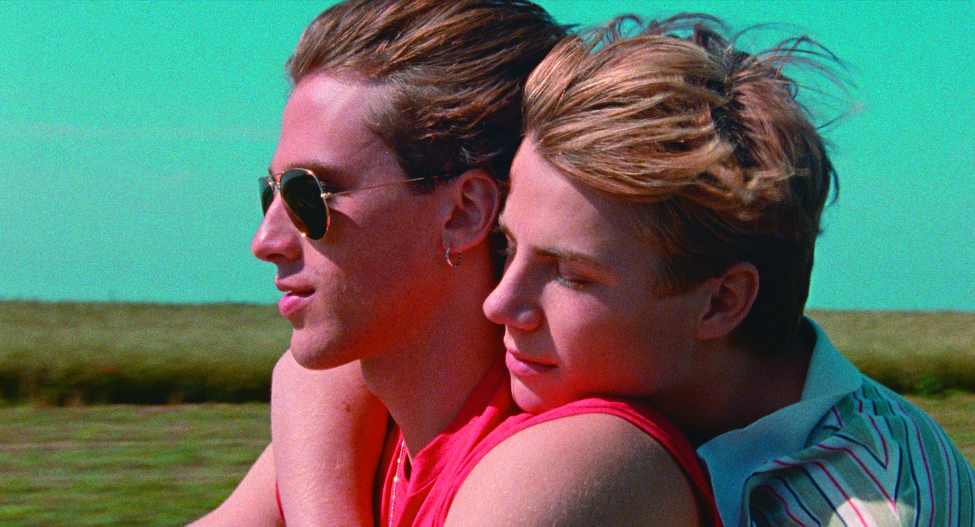 法國導演歐容以擅長的情慾題材與驚悚元素，把少男們的同志戀情拍得浪漫又殘酷，小鮮肉更是俊美無比。（好威映象提供）