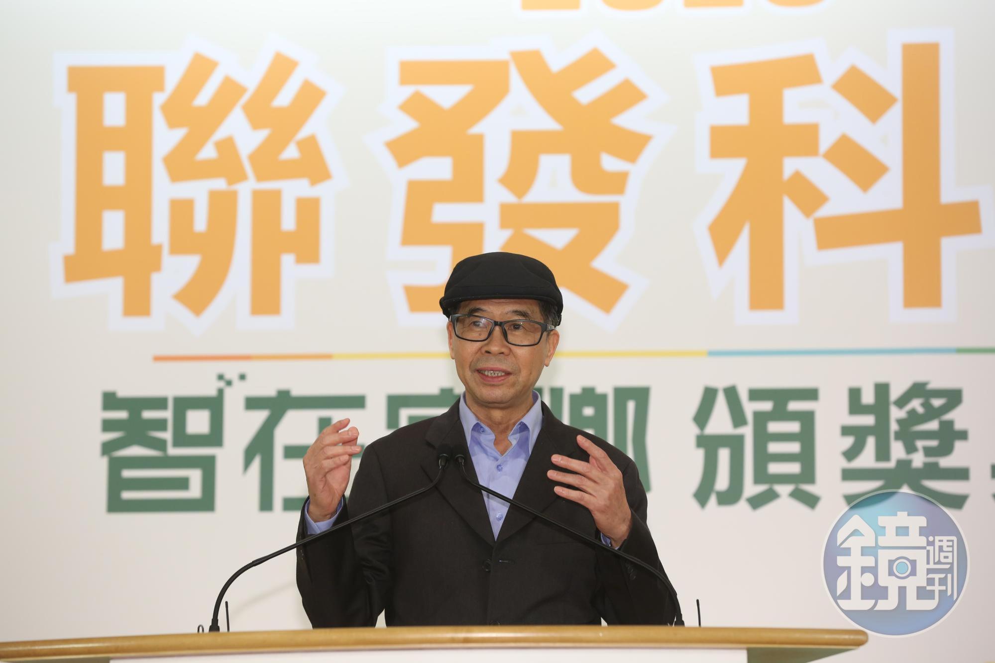 蔡明介表示,明年上半年晶圓代工產能供應依然吃緊。