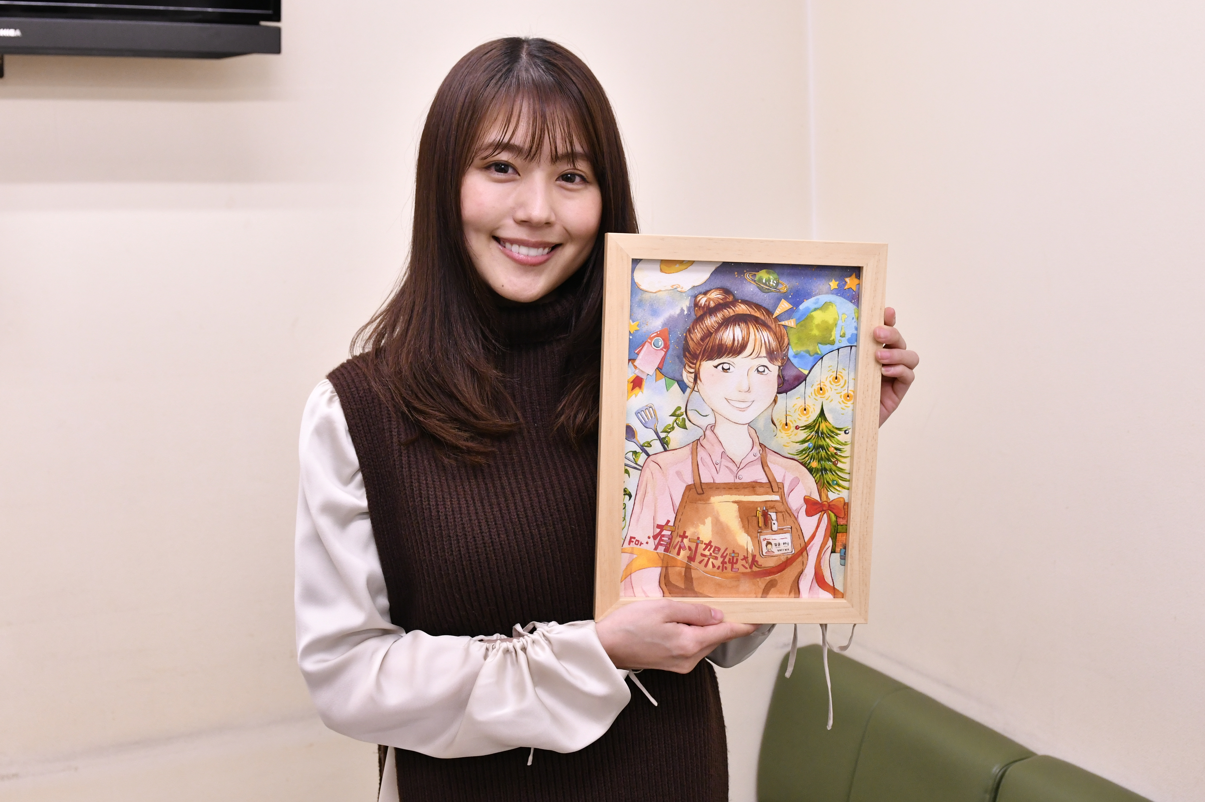 日本女星有村架純收到台灣粉絲為她畫的畫像，非常開心。（WAKUWAKU JAPAN提供）