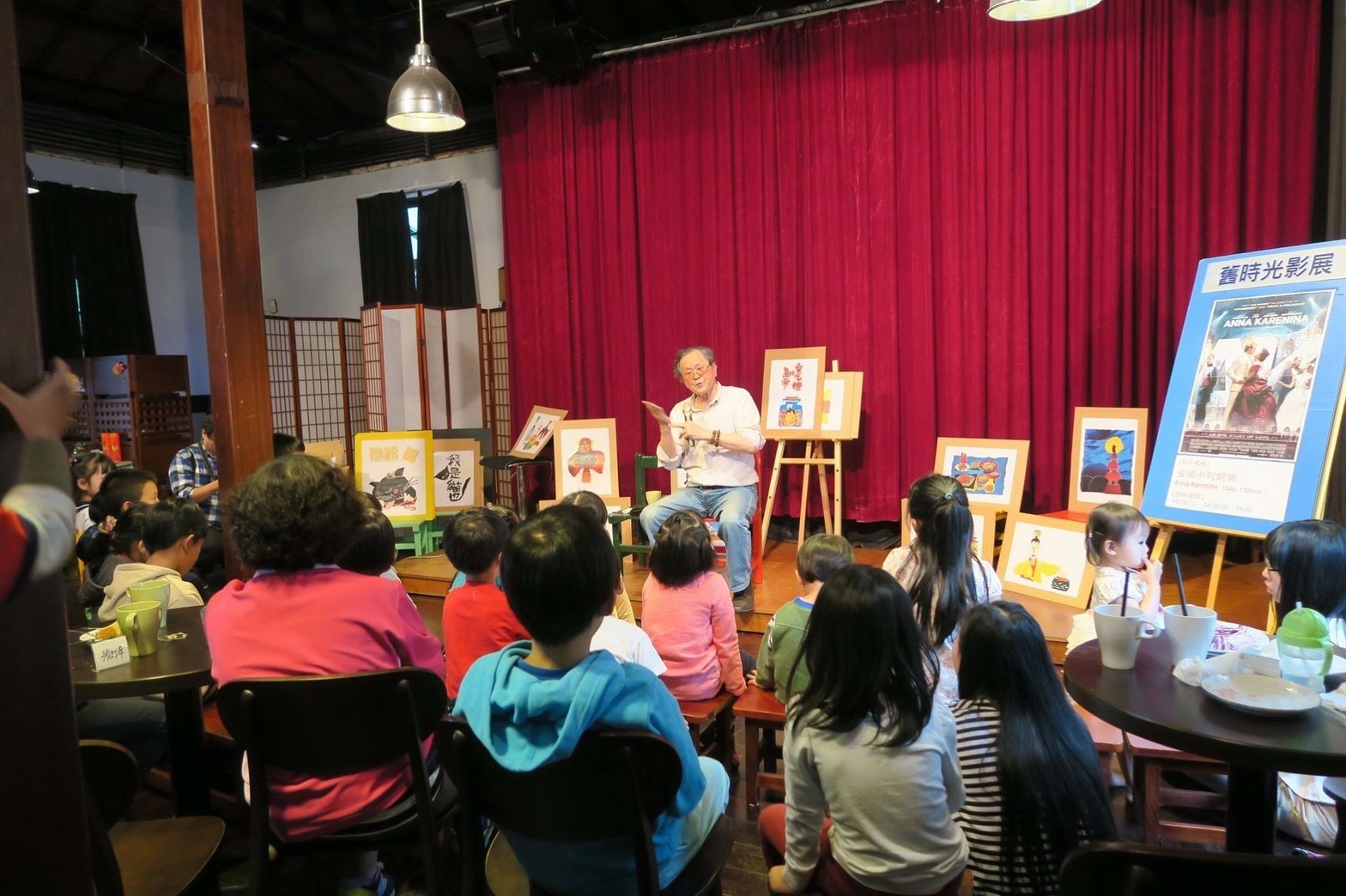 由作家黃春明所經營的藝文沙龍「百果樹紅磚屋」，年底將吹熄燈號。（翻攝文化部）