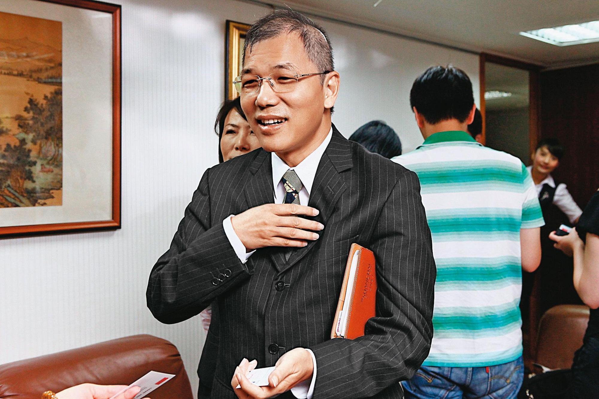唐楚烈擔任寶佳資產執行長,每年握有150億元銀彈進軍股市,神準獲利,外界估計近3年他替寶佳集團賺進60億元。(資料照片)