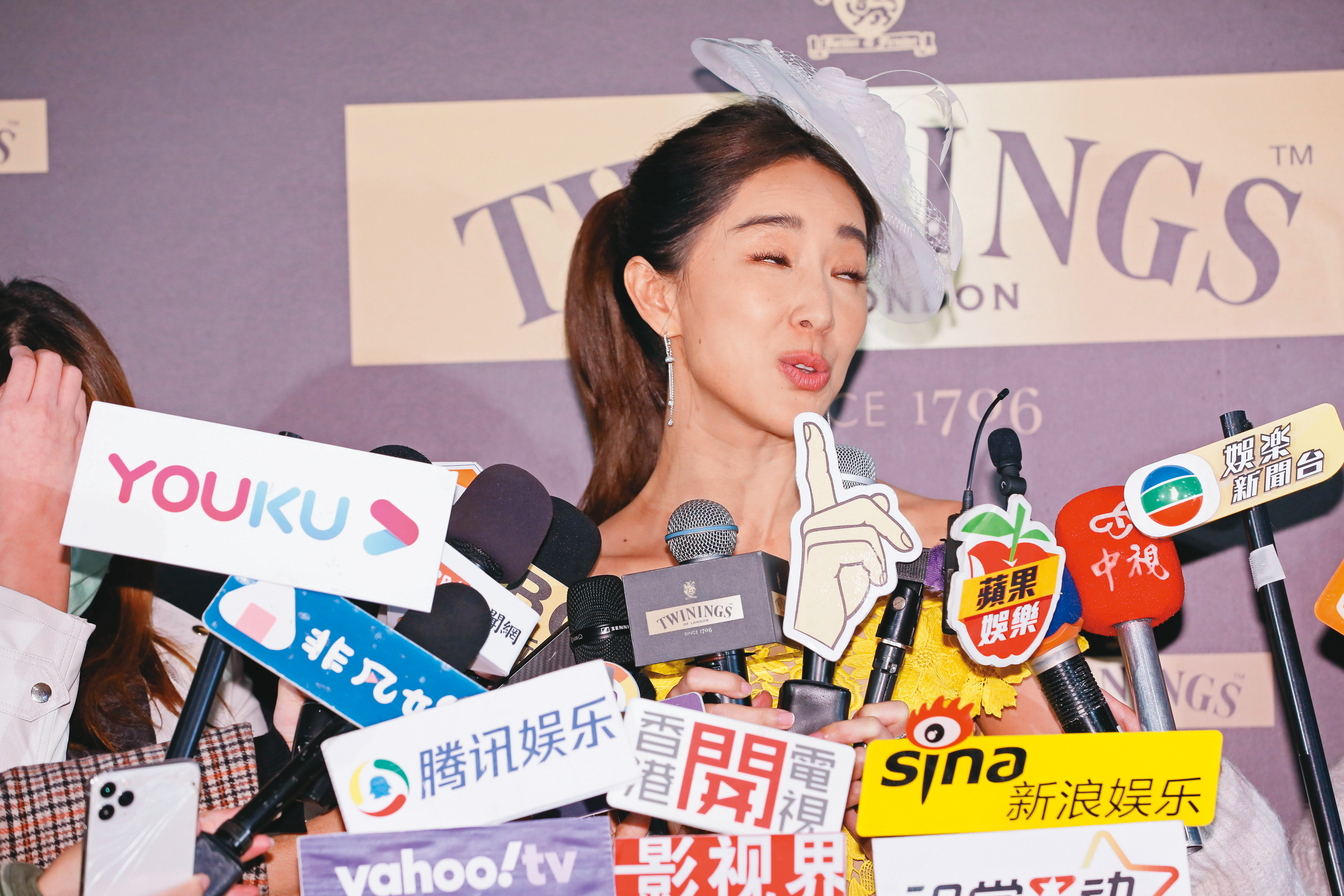 隋棠近來常為社會議題發聲，被媒體問是否要從政？光這漂亮白眼就夠格發大財了！