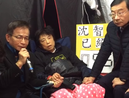 面對萊豬行政命令審查即將期滿，賴士葆今呼籲記名投票「直球對決」。（翻攝自賴士葆臉書）