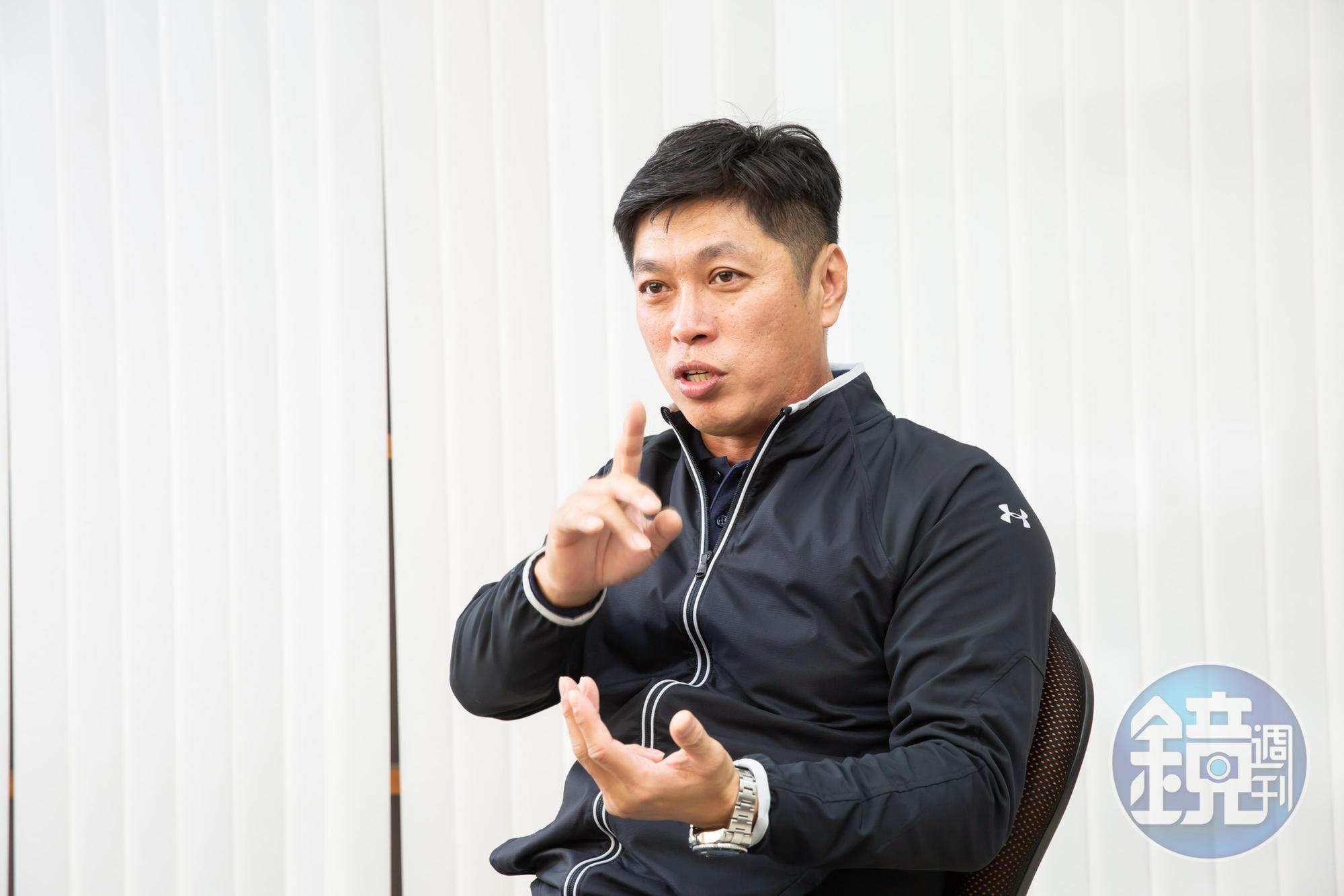 黃世杰做快遞起家，打造機車快遞業龍頭，如今年營收6.6億元。