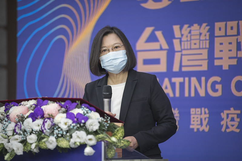 政府減稅明年205萬戶受惠，蔡英文感謝國人團結防疫。（總統府提供）