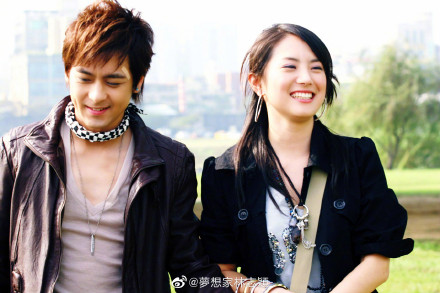 偶像劇《放羊的星星》由林志穎、劉荷娜組成的「仲夏CP」蔚為經典。