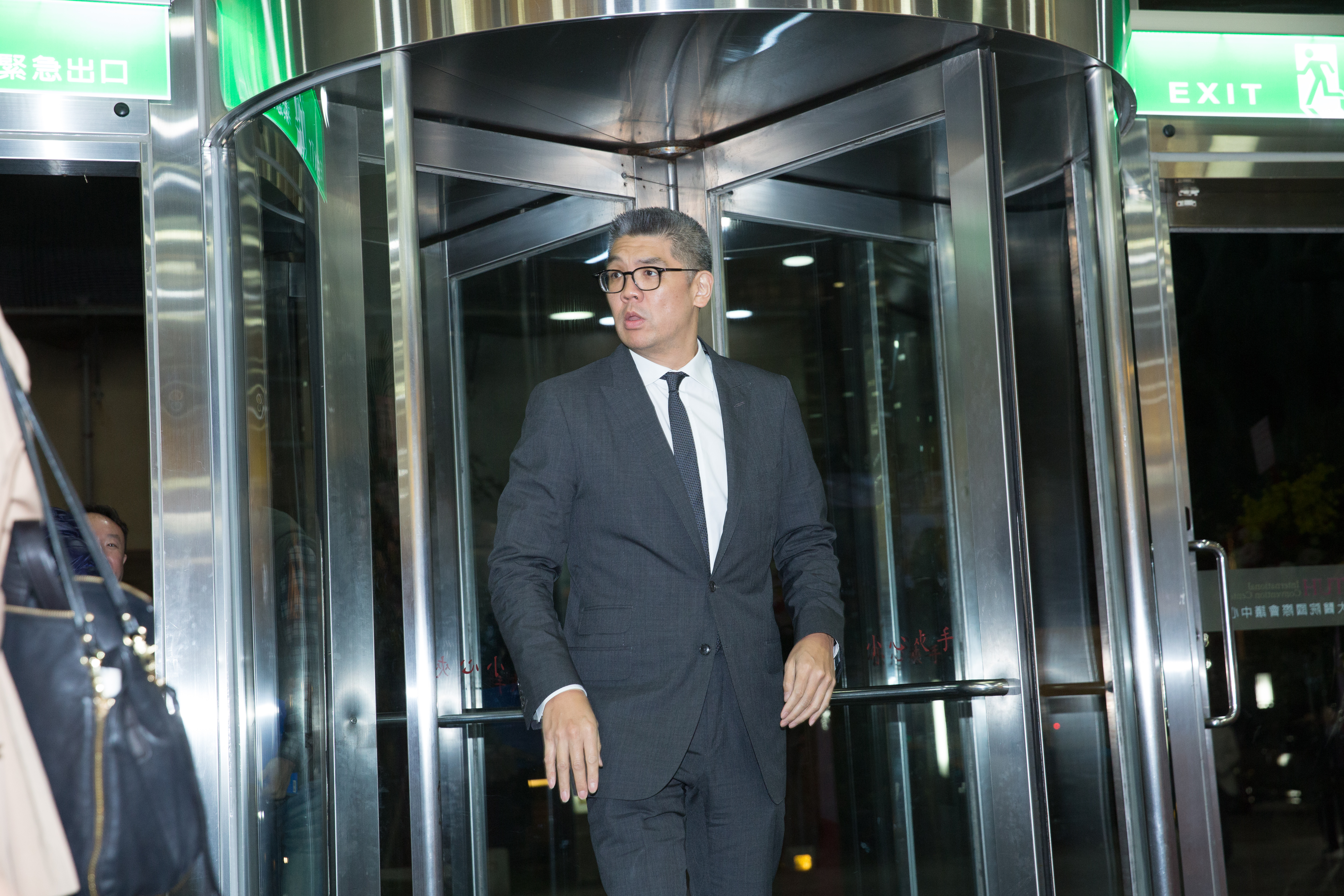 連勝文昨po文力挺盧秀燕，指她與酈英傑會面時，當面向美方表達反對萊豬立場，「這是愛國的表現，應該被表揚！」（本刊資料照）