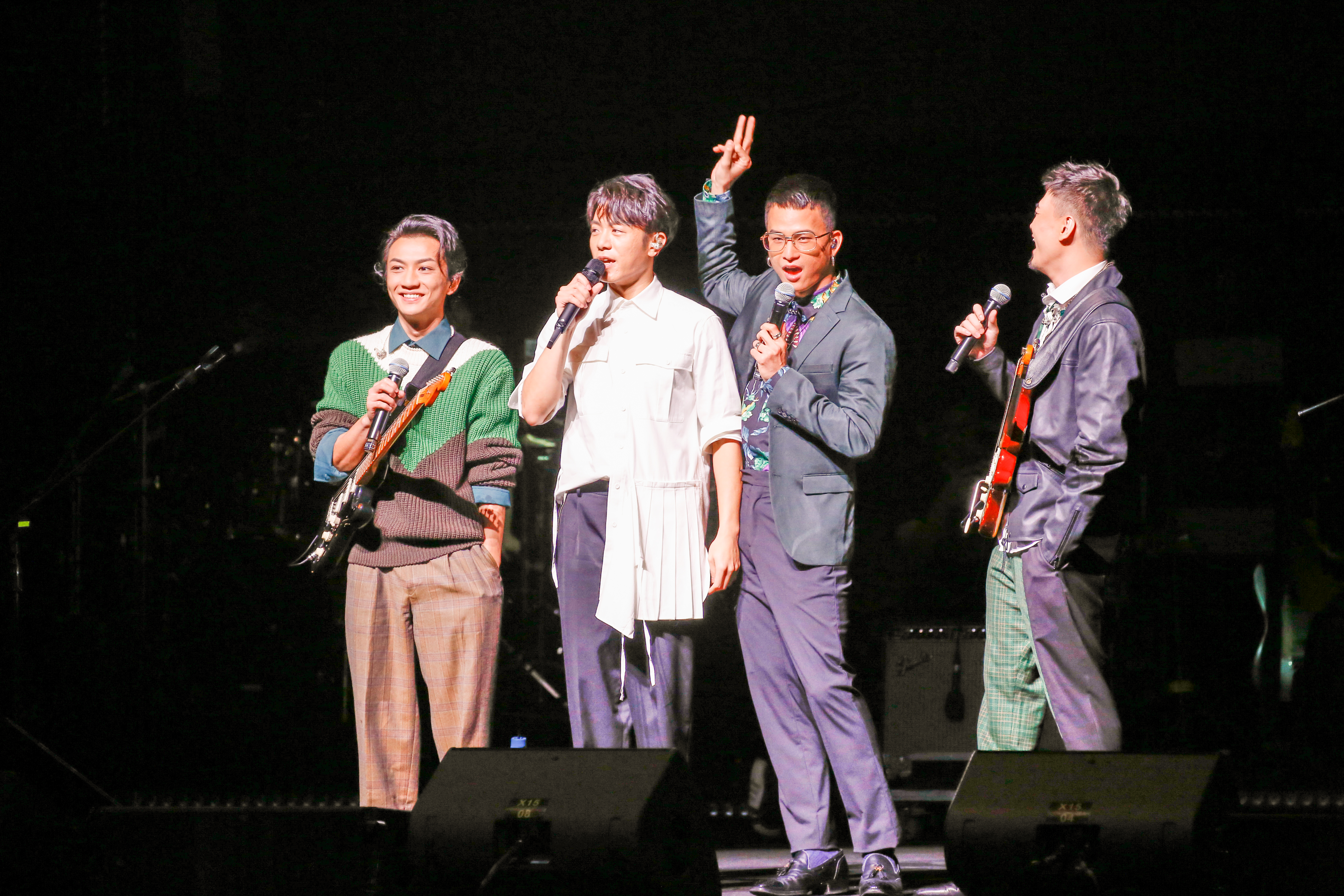 韋禮安「而立之後」演唱會第2場找來茄子蛋，重現今年超犀利趴的經典演出，笑稱他們是「行走的多巴胺」。