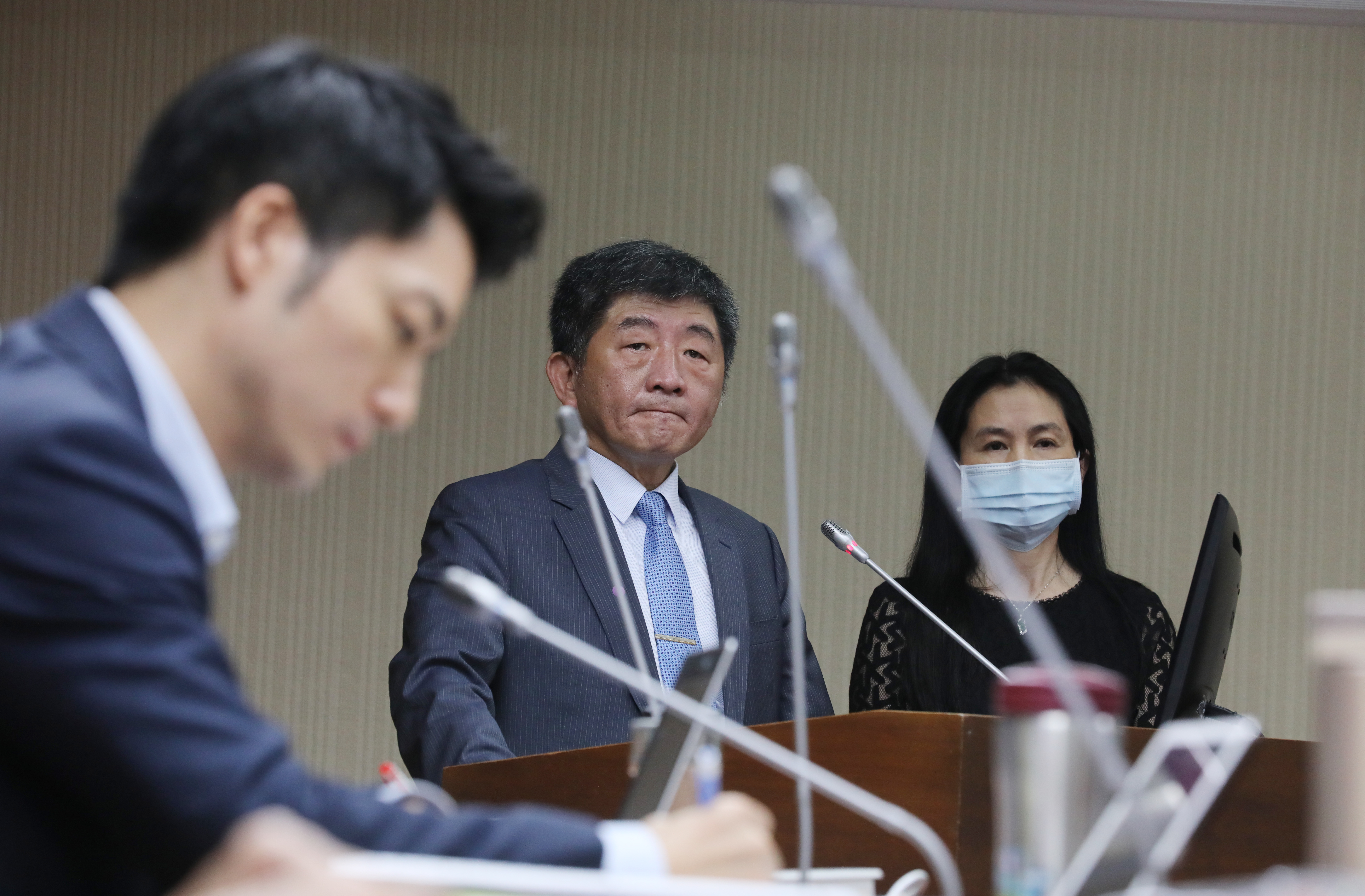 立委蔣萬安追問告發蘇偉碩由誰決定， 陳時中表示：「應該是我」。（資料照）