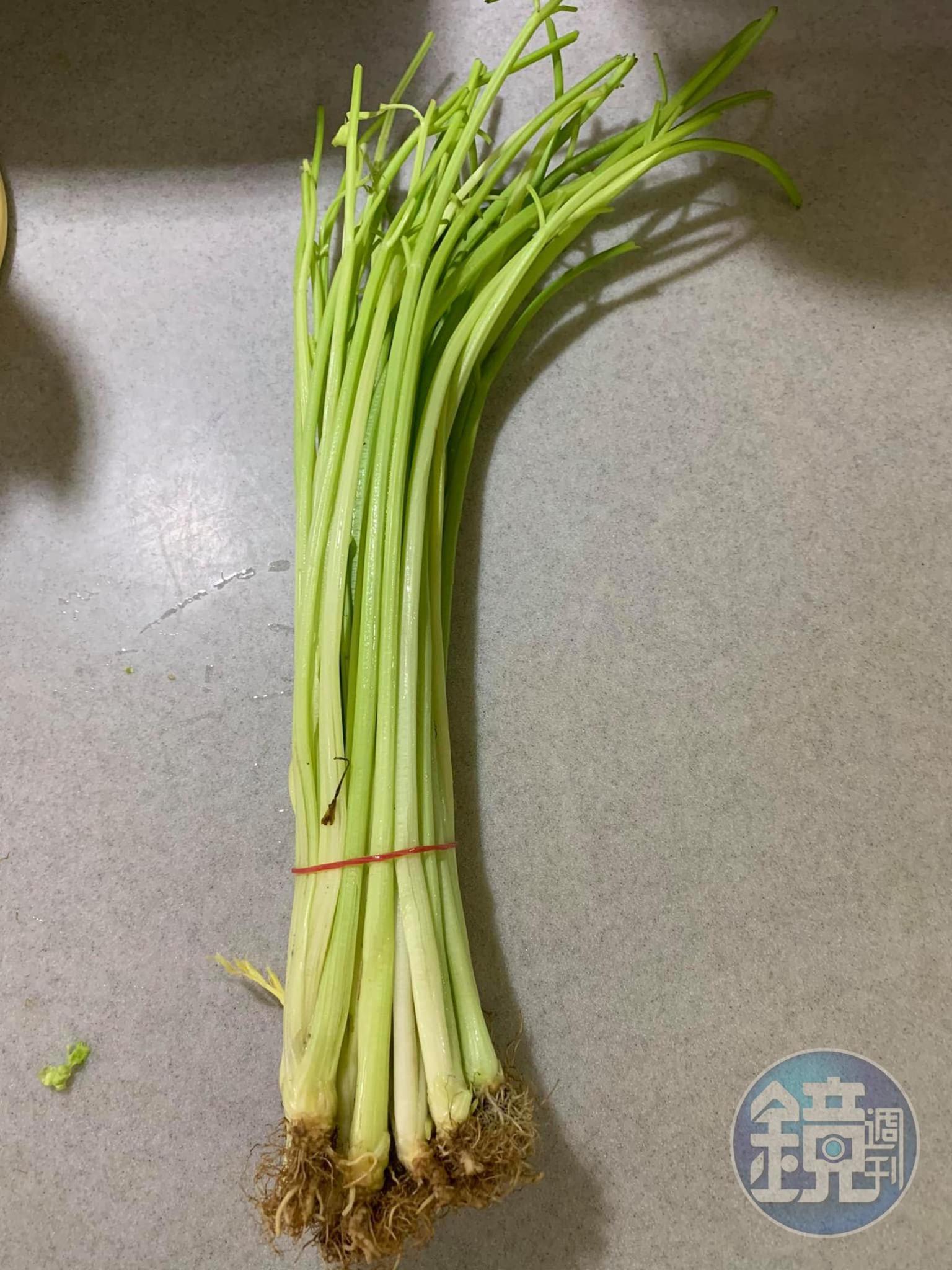 芹菜1把。