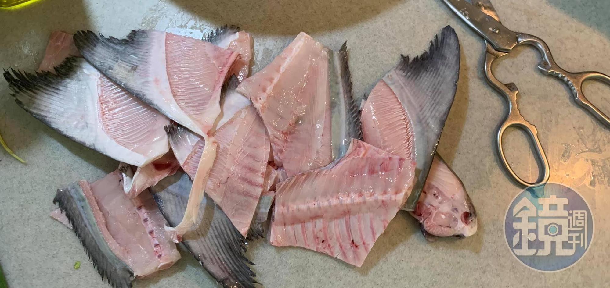 魚骨剪塊用來煮湯。