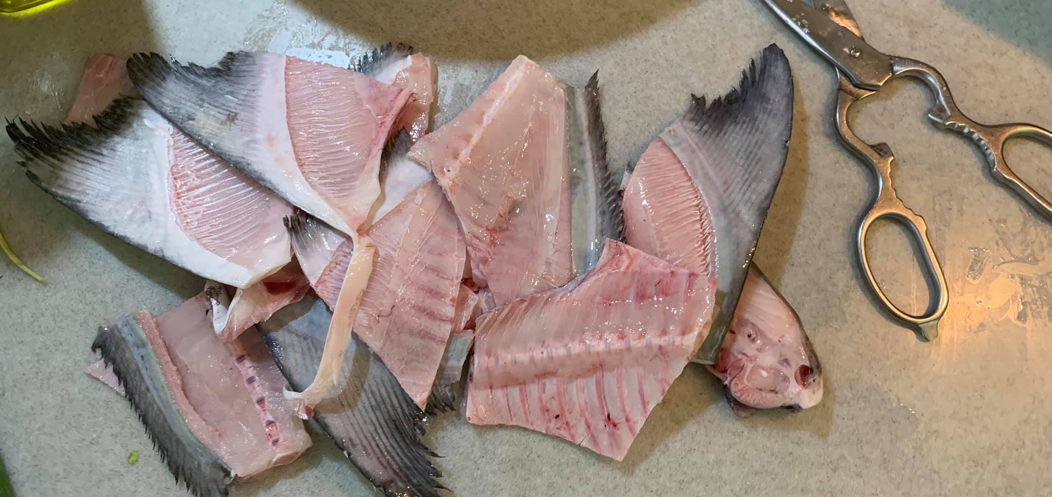 魚骨剪塊用來煮湯。