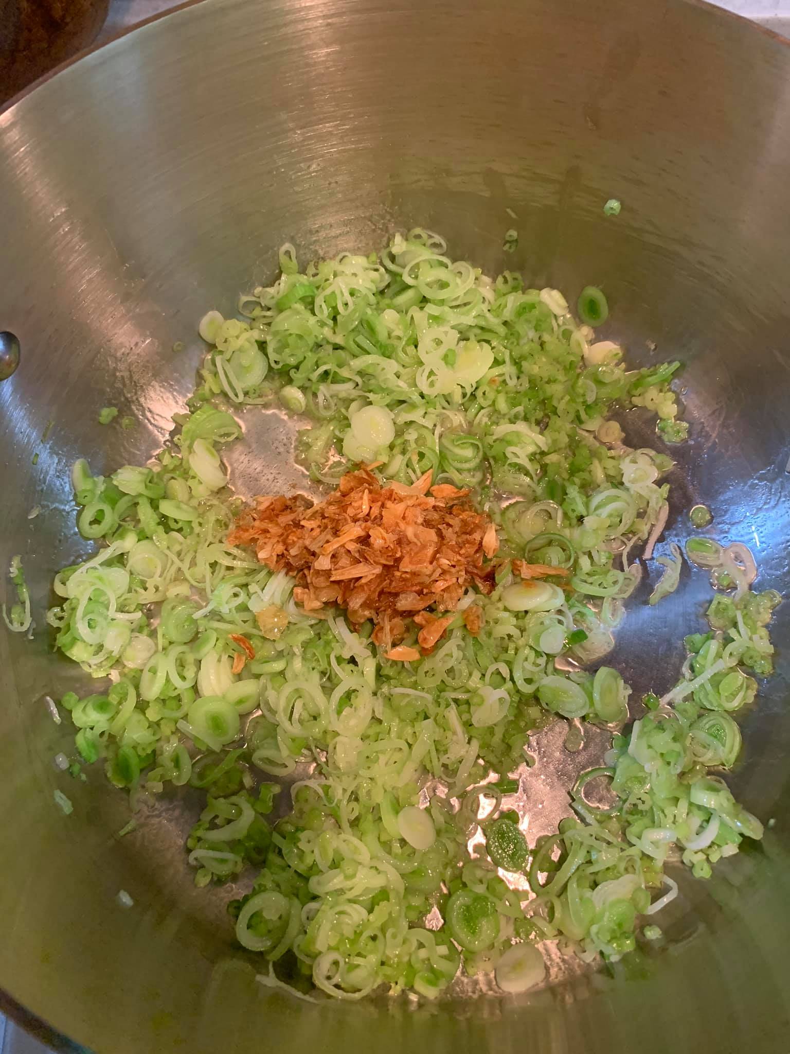 加油蔥酥。