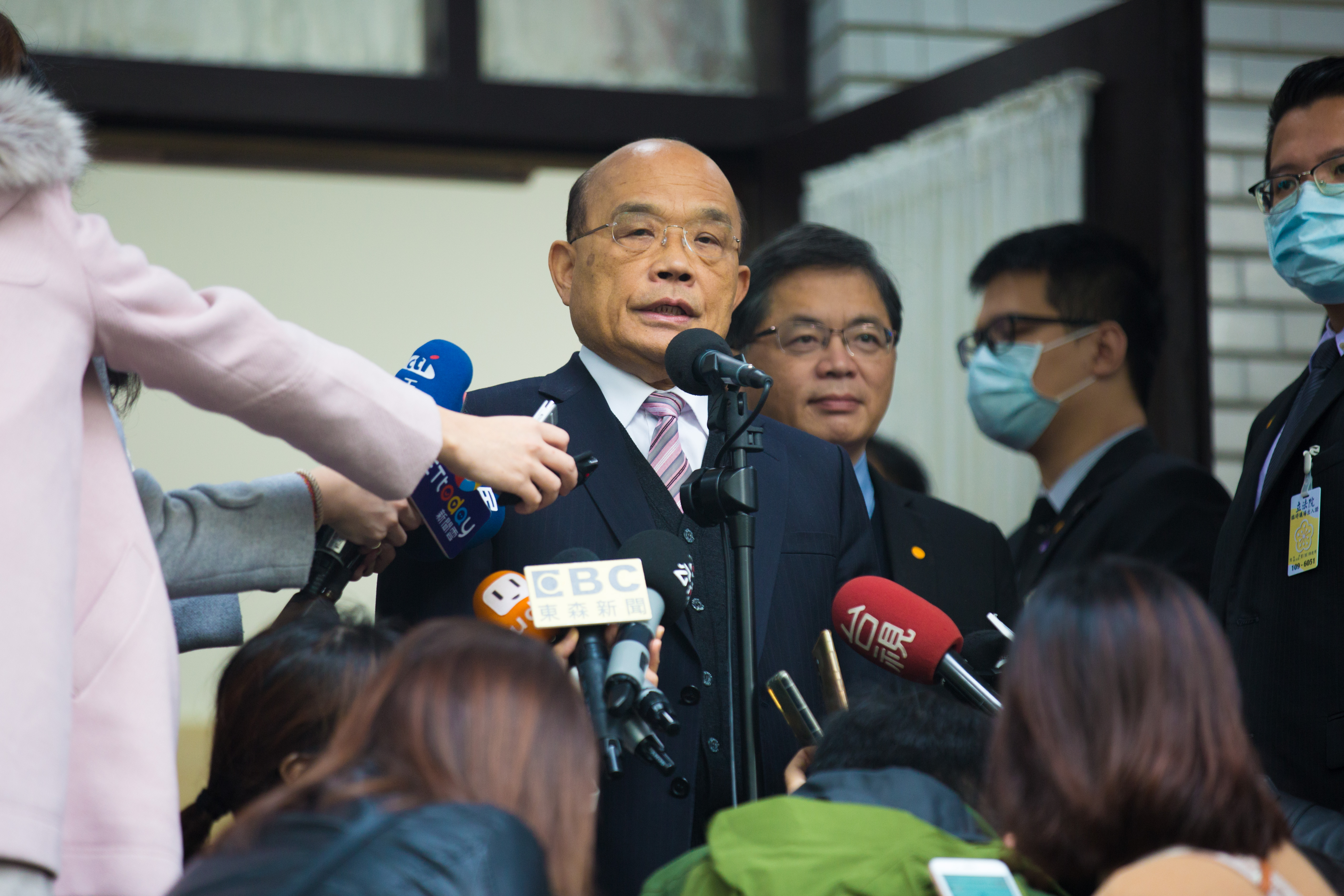 行政院長蘇貞昌今天赴立法院報告備詢前受訪。（本刊資料照）