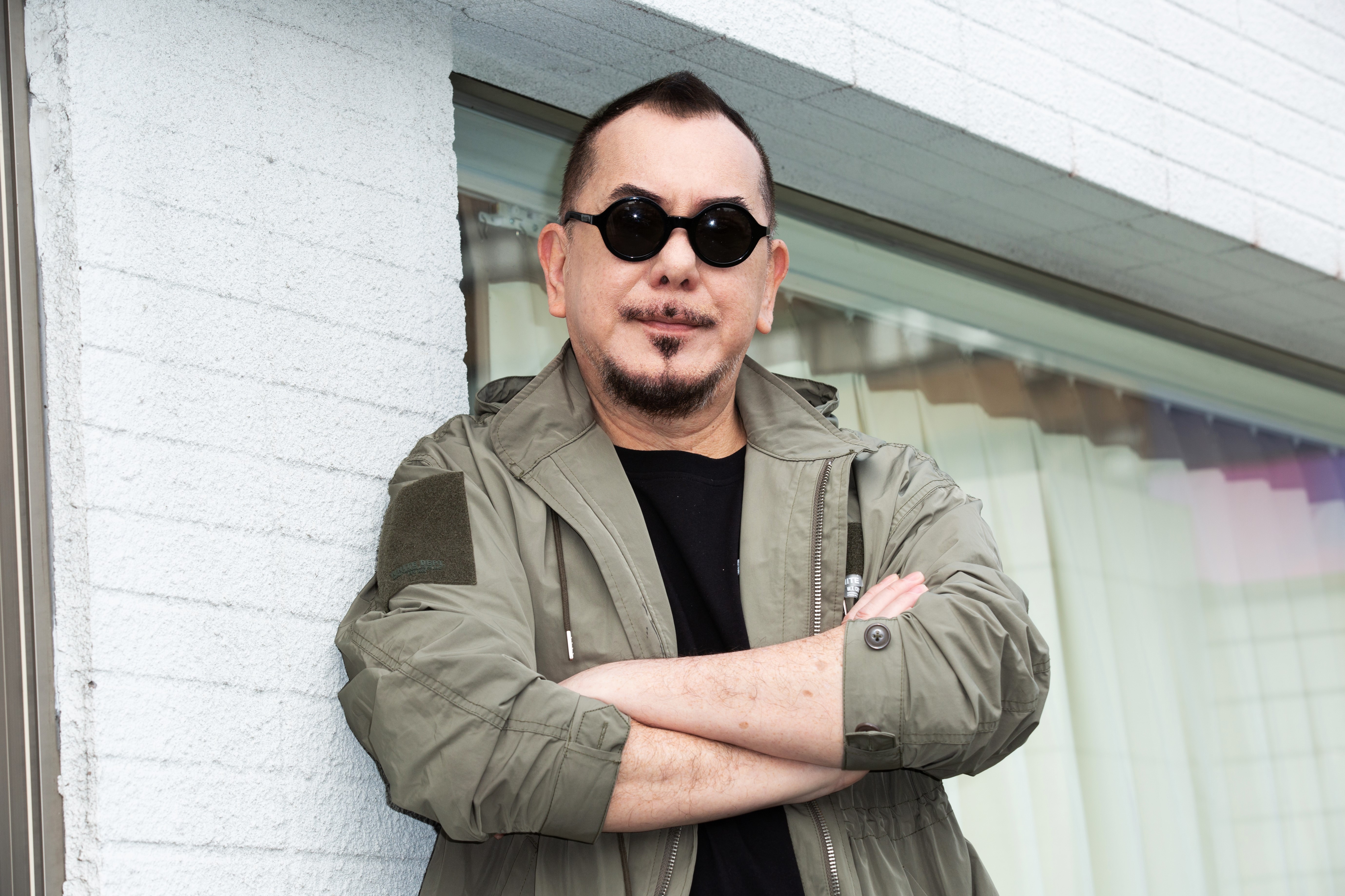 黃秋生自曝在台主持酬勞連香港的四分之一都不到,但內容才是他接下主持棒的原因。