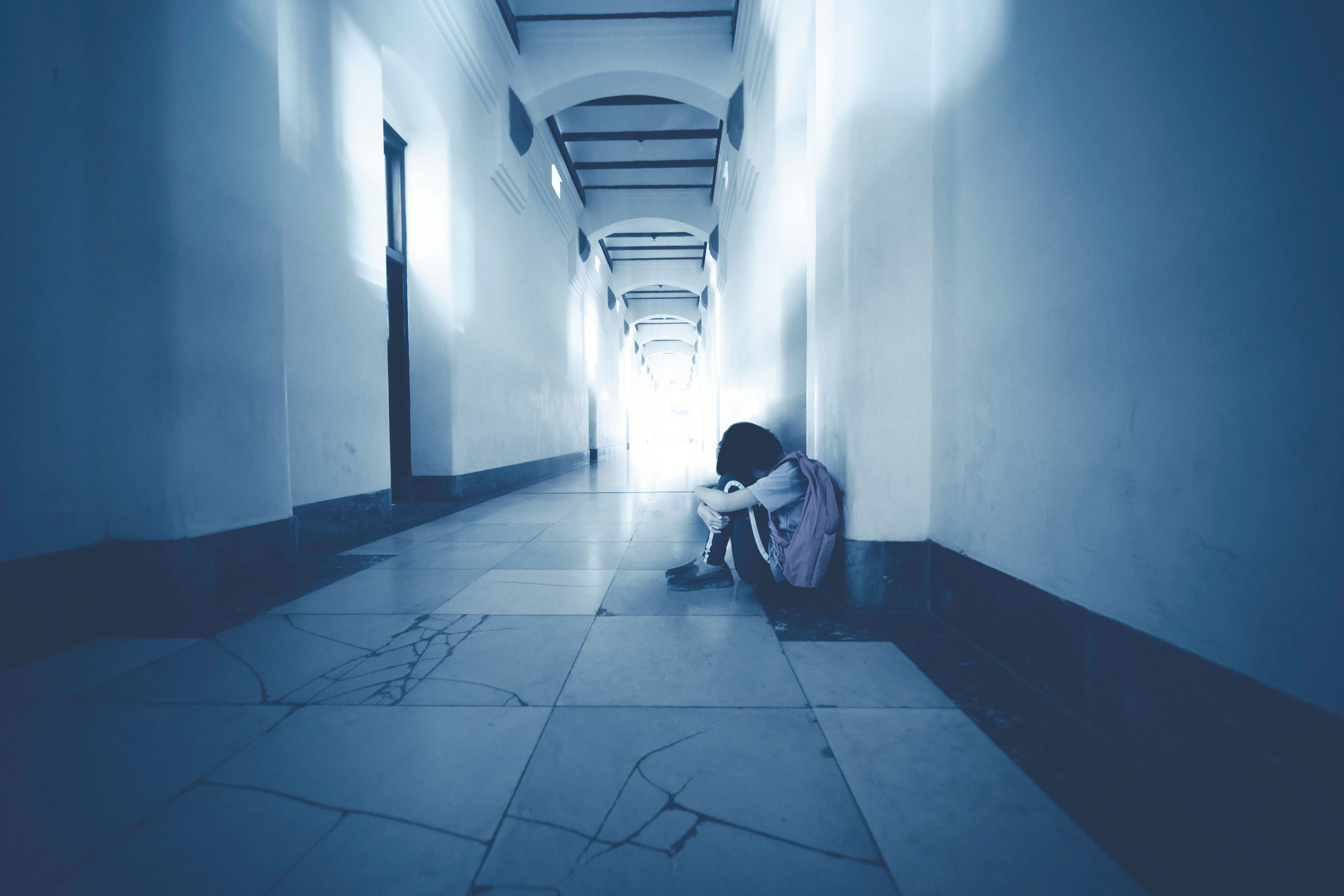 性侵害不只是肉體的侵犯，更傷害了人際間習以為常的信任關係。（示意圖，非案件當事人及校園，東方IC）