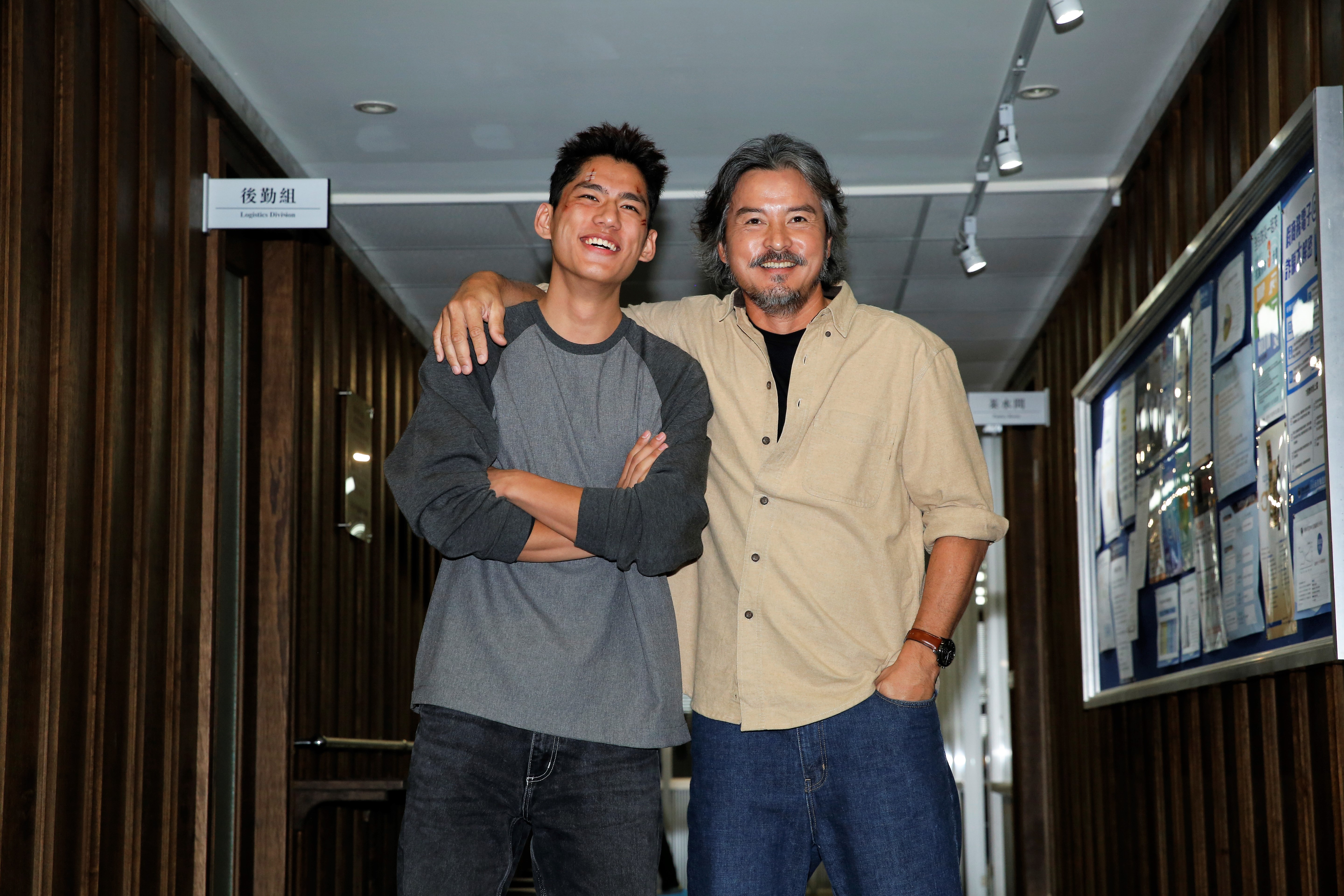 在《逆局》中李銘順（右）飾演刑警隊長，朱軒洋則是菜鳥刑警，兩人有不少火花。