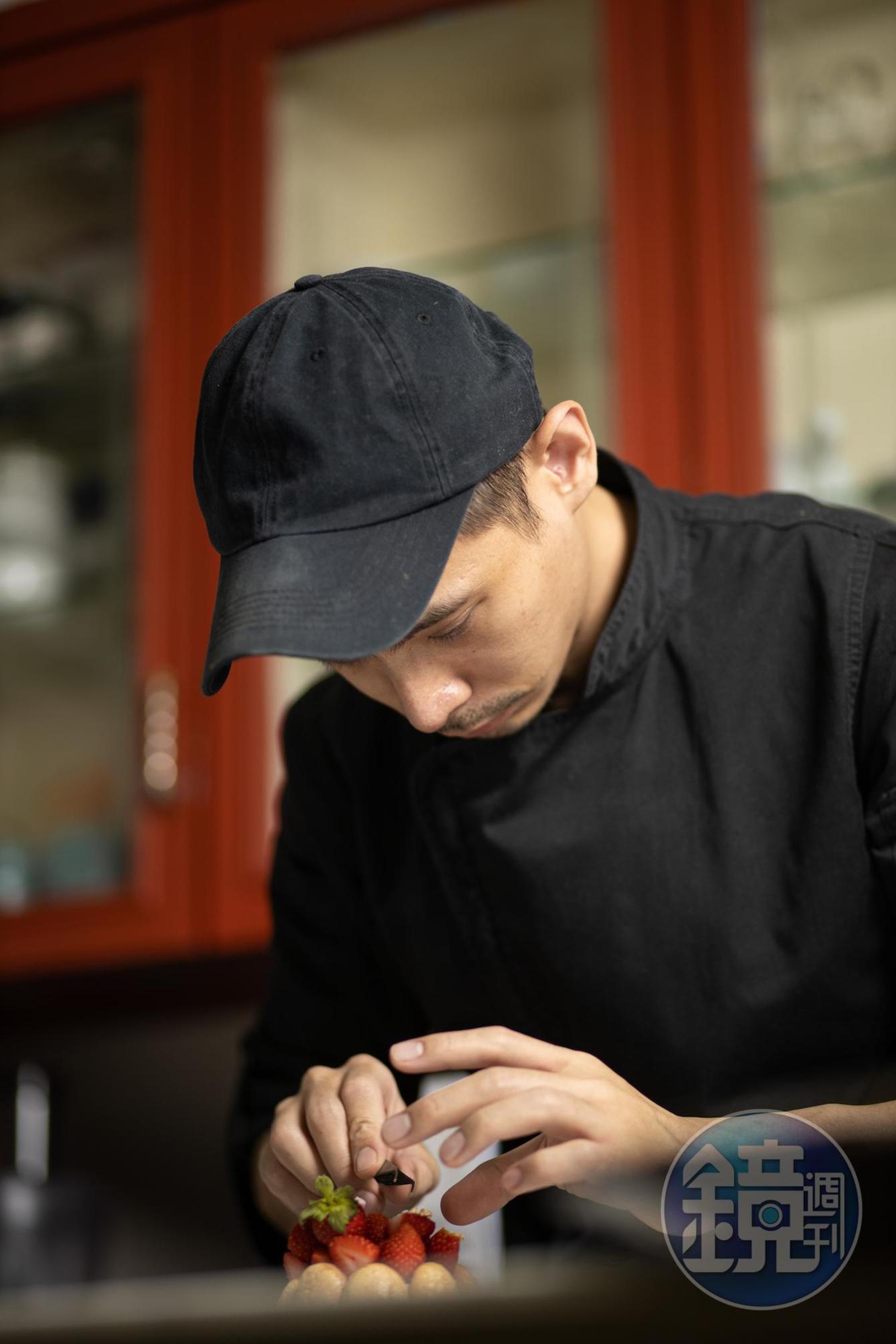 應政儒為電影導演，也以電影為靈感創作法式甜點。