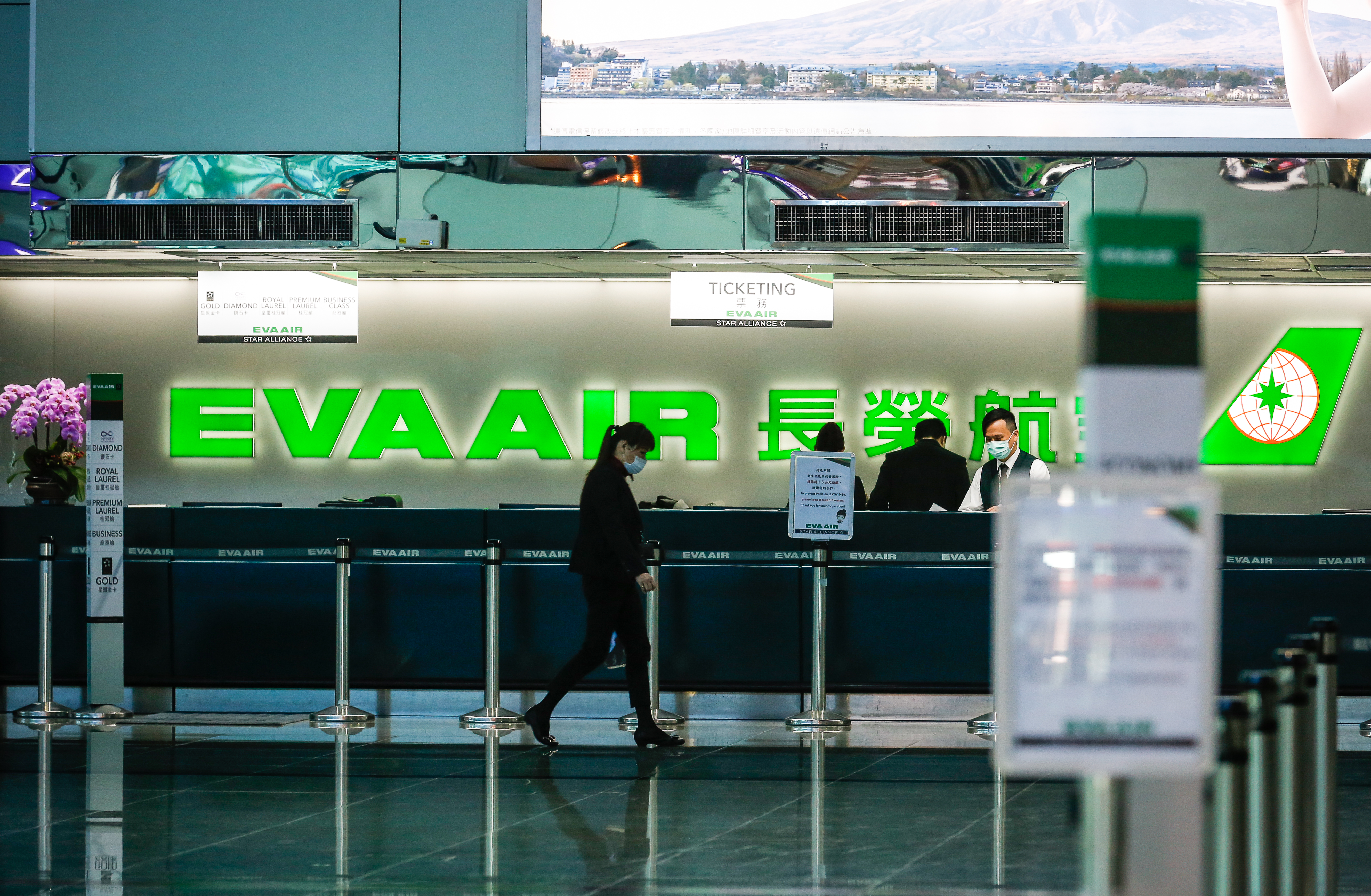 長榮航空雖已開除機師，仍可能被交通部依3手段制裁開罰。（資料照）