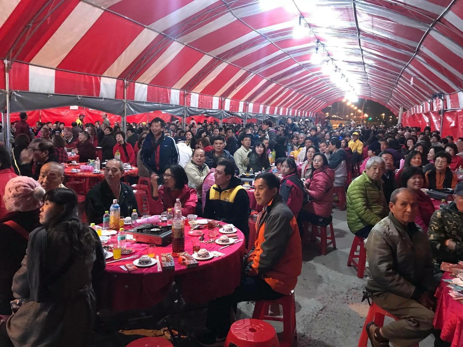 結合傳統祈福儀式與公益的活動，三王宮已連續施行多年不曾間斷。（翻攝自洲美三王宮臉書）