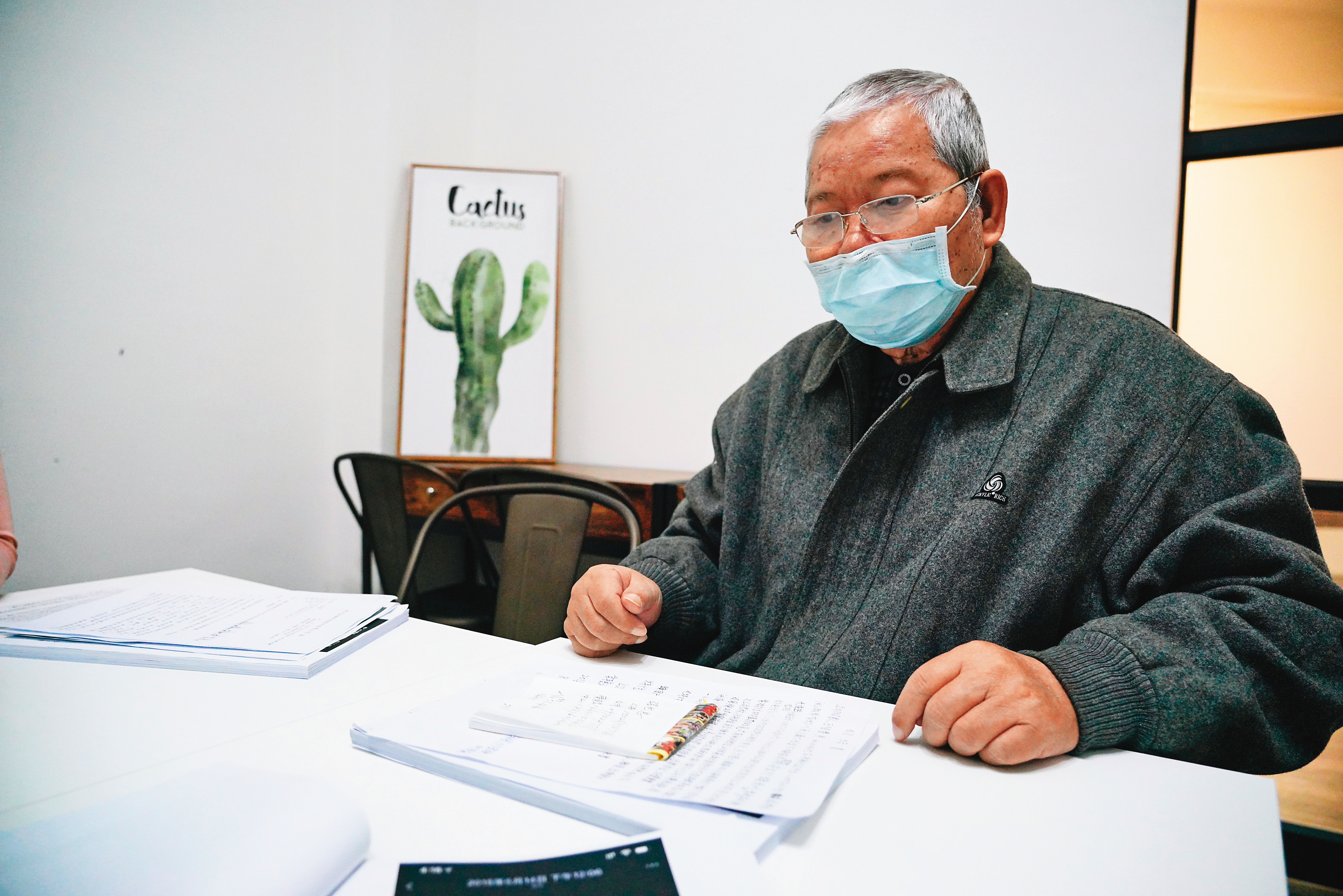 在中國經商20多年的王姓台商遭山寨新光集團詐騙，損失慘重。