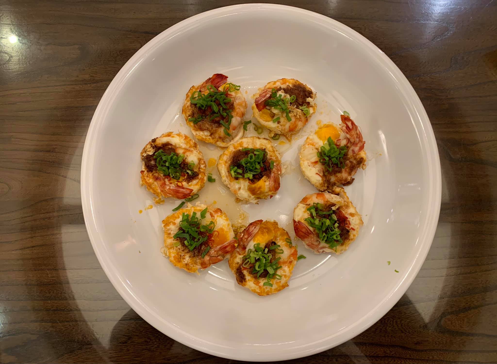 「元旦福祿蝦」做法簡單、上桌氣派且頗有節慶氣息，也適合當年菜。