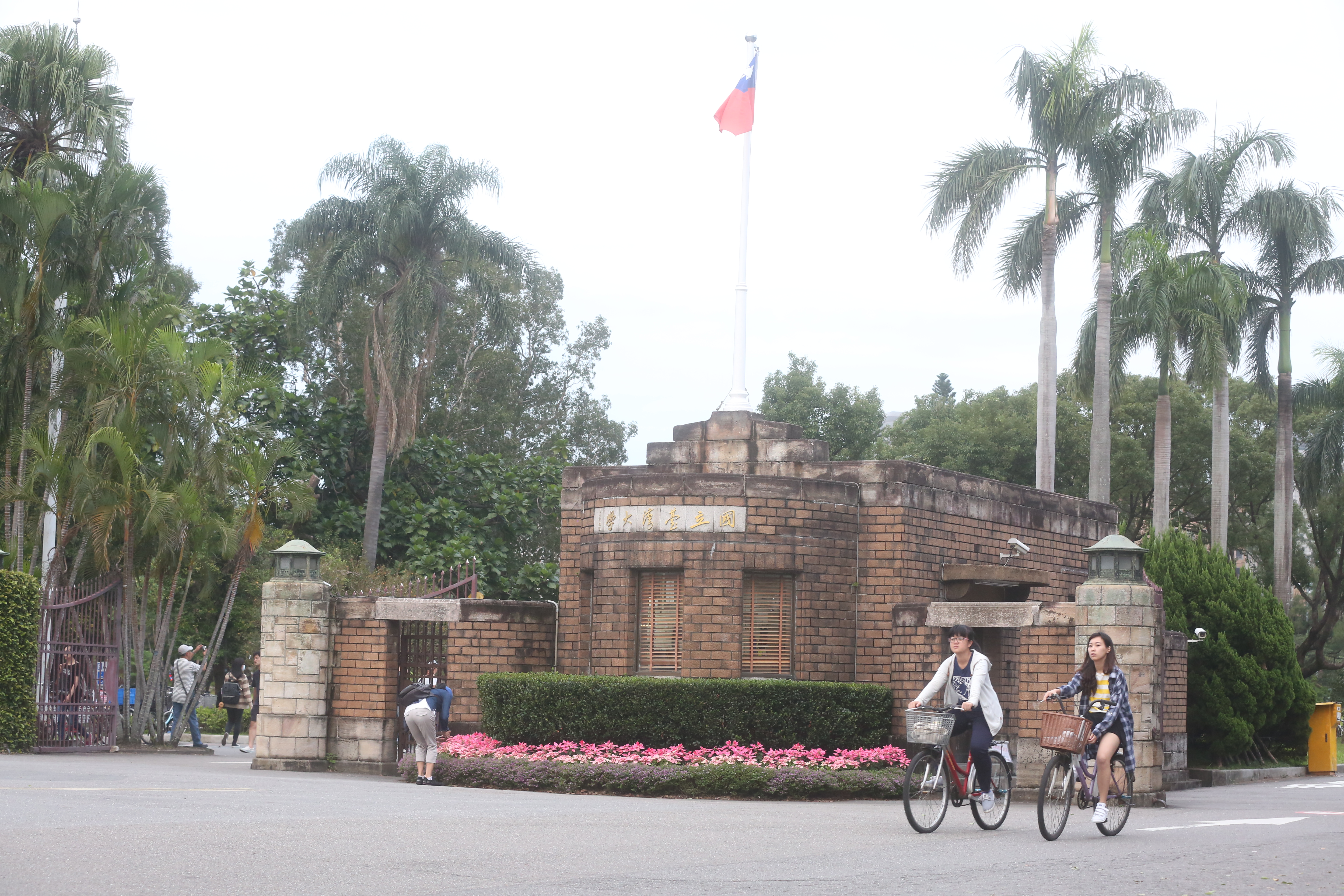 台大驚傳深夜火警，所幸火勢順利撲滅。（本刊資料照）
