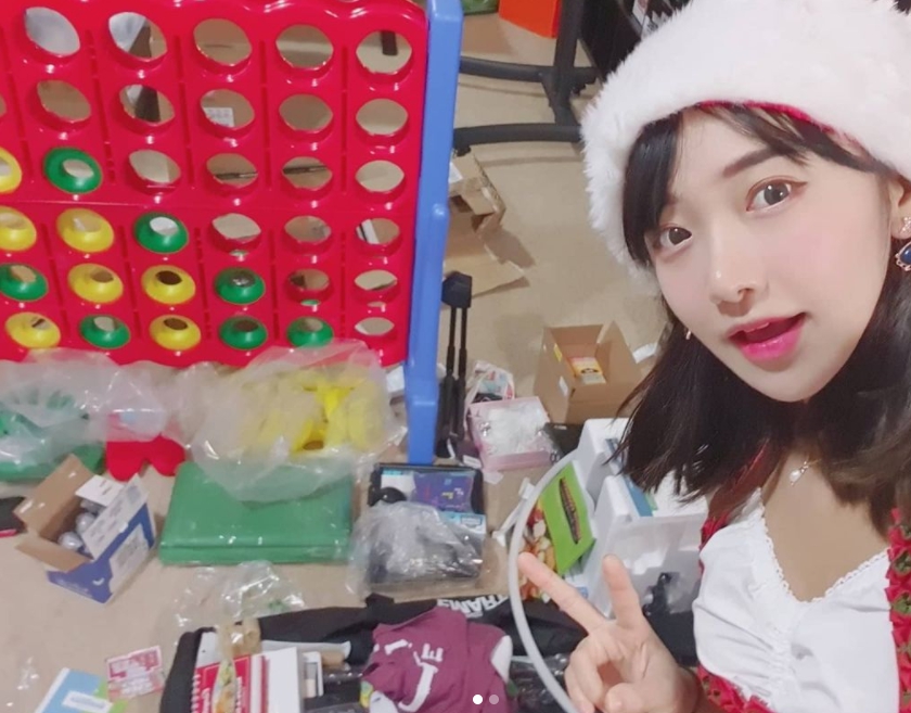 企鵝妹曝光耶誕節收到粉絲送的禮物。(翻攝自企鵝妹Instagram)