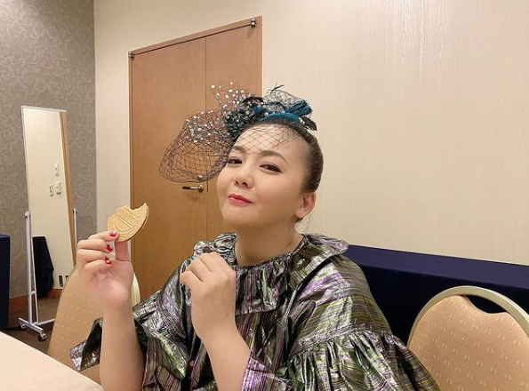 華原朋美設立付費會員俱樂部,破萬的VIP價格令人傻眼。(翻攝自華原朋美IG)