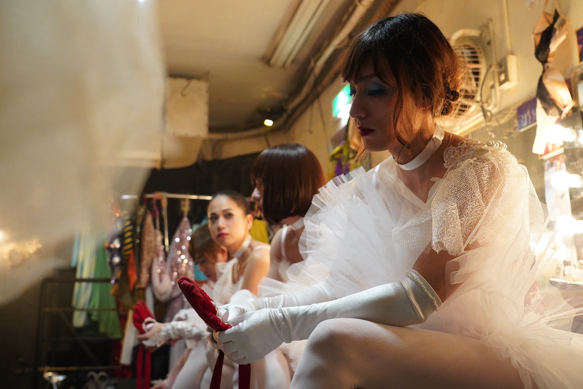 編導內田英治耗時多年籌備《午夜天鵝》，盼能將最貼近現實的故事傳遞給觀眾。（天馬行空提供）