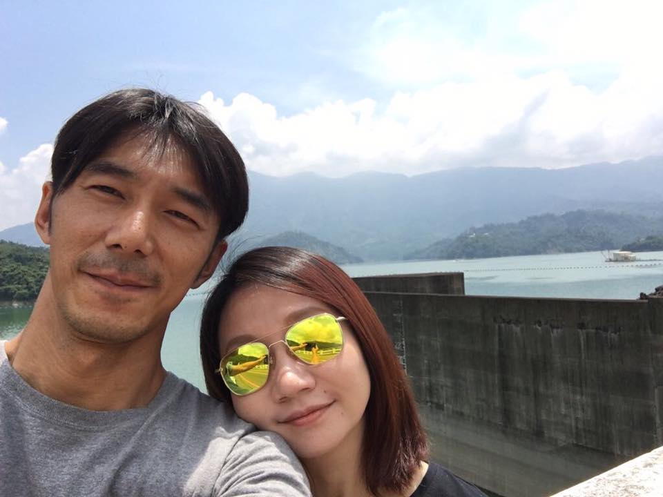 結婚15年，放閃仍是陶子與李李仁的日常。（翻攝自陶晶瑩臉書）