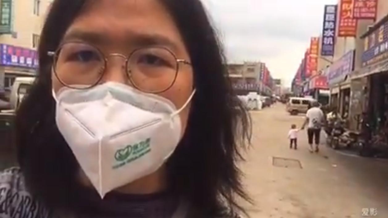 公民記者張展親赴武漢報導第一手的疫情消息,遭當局指控尋釁滋事判刑4年。(翻攝自張展YouTube頻道)