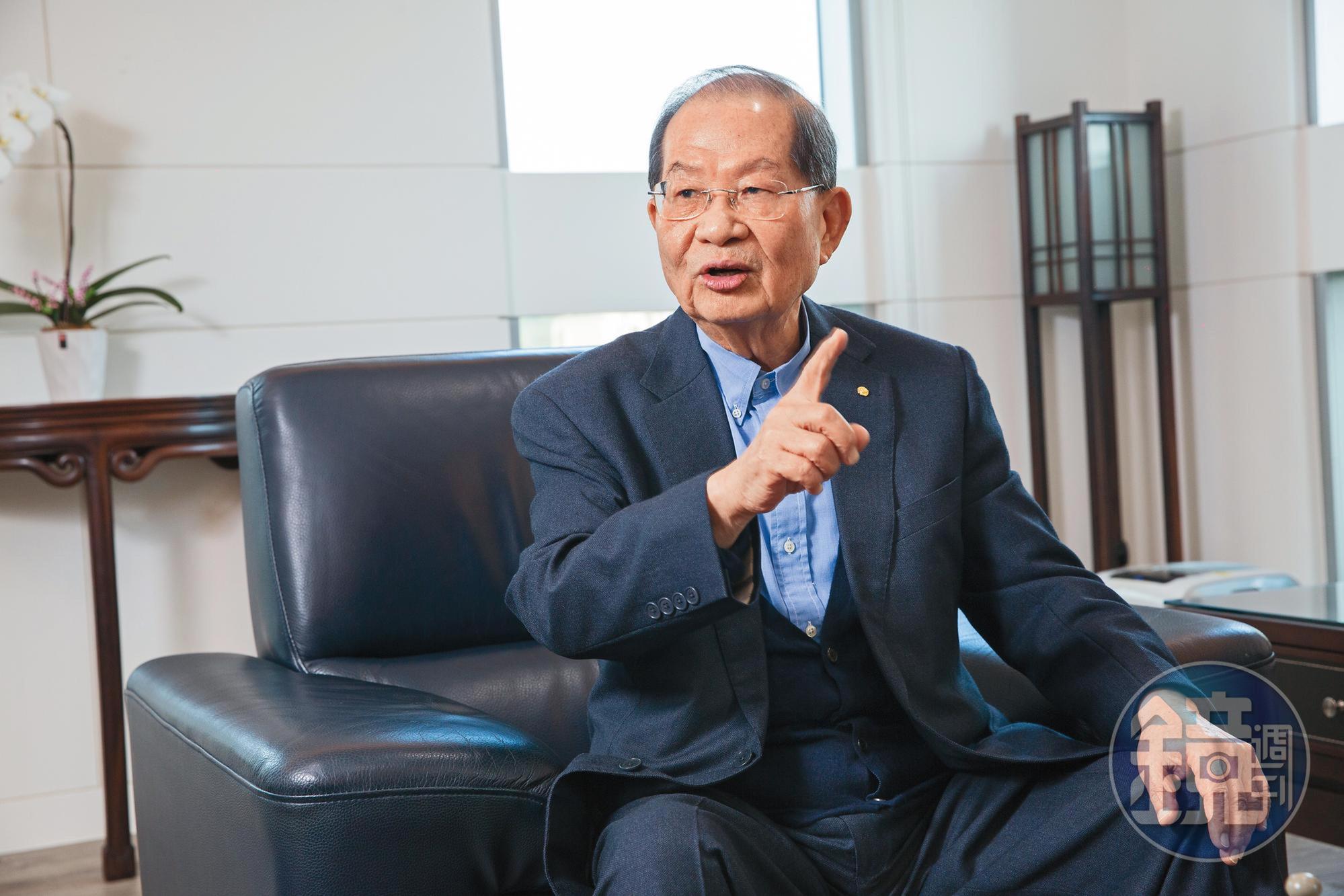 陳勝宏說第一次被判有罪時，他氣到心肌梗塞送醫急救。