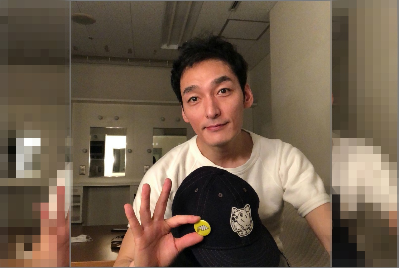 草彅剛宣布與圈外女友結婚。（翻攝草彅剛IG）