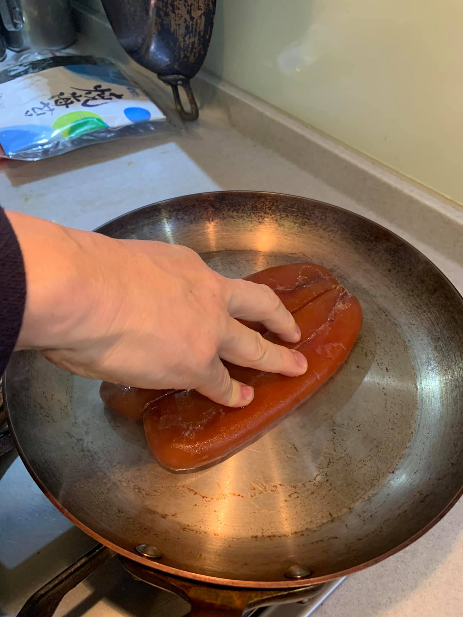 翻面再壓10秒鐘。