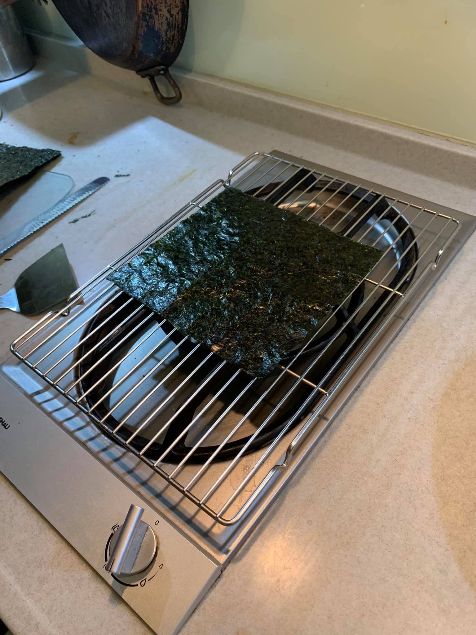 開始烤海苔。