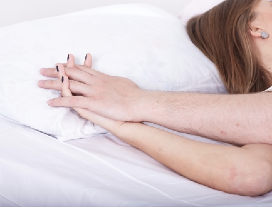 鄭女為幫兒子求情跟校長不倫，結果下場超慘。（示意圖，翻攝自Pexels）