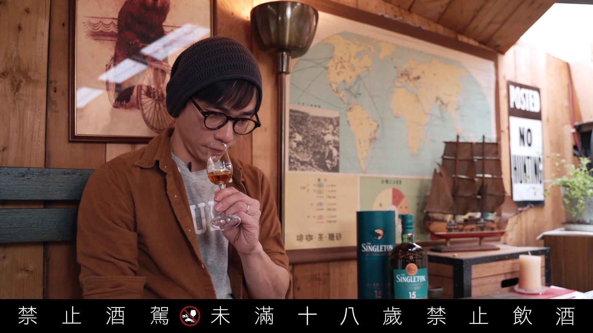 洪璽開與老婆分別偏好蘇格登15年與蘇格登12年醇雪莉版。