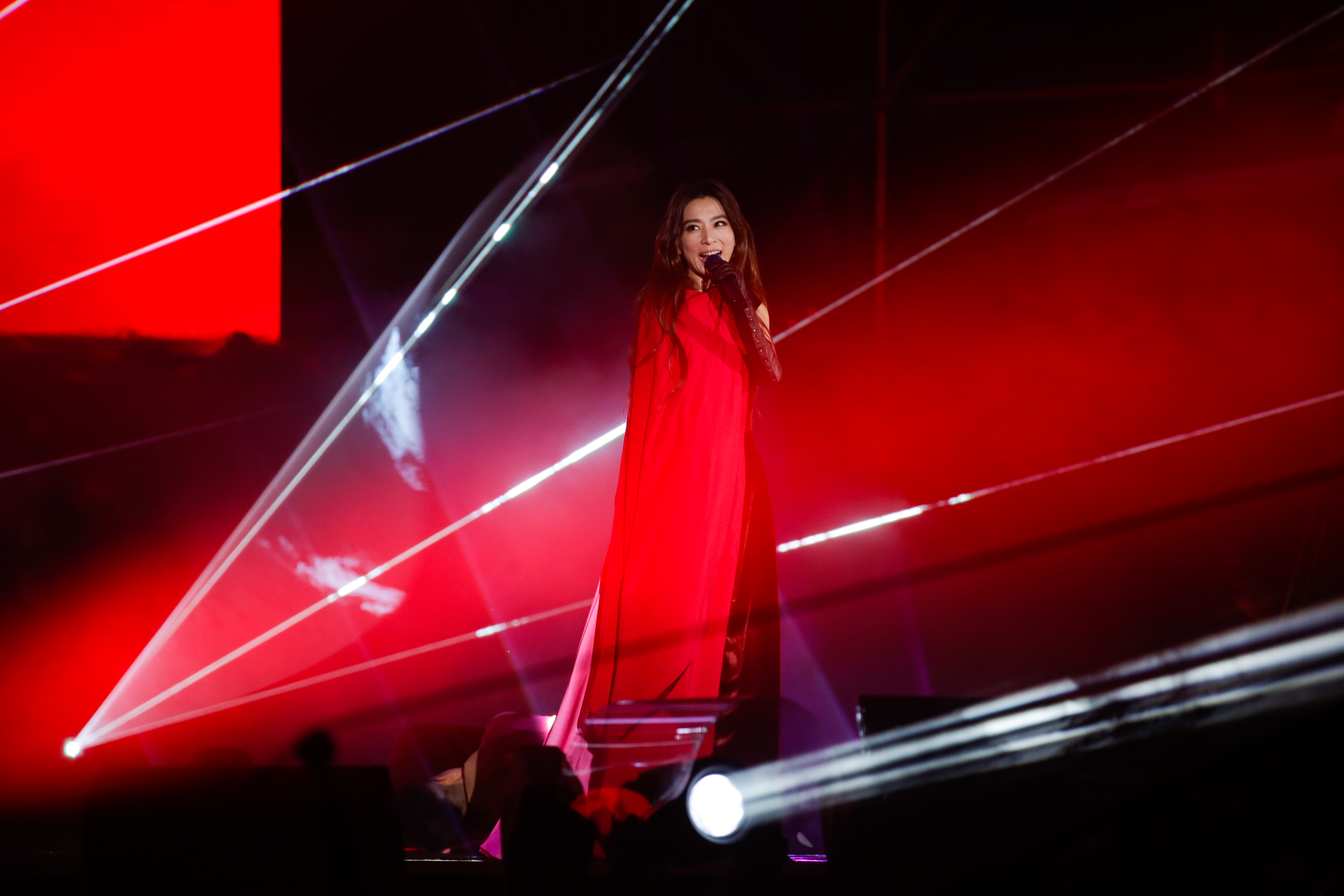 Hebe田馥甄擔任臺北最High新年城-2021跨年晚會開場歌手，獻唱4首歌曲。