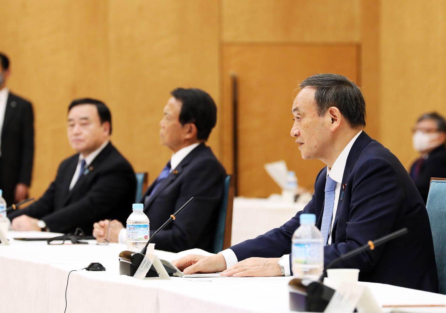 日本傳出首相菅義偉有意於本週六（9日）凌晨0時起，正式宣布首都圈進入緊急狀態。（翻設自首相官邸推特）