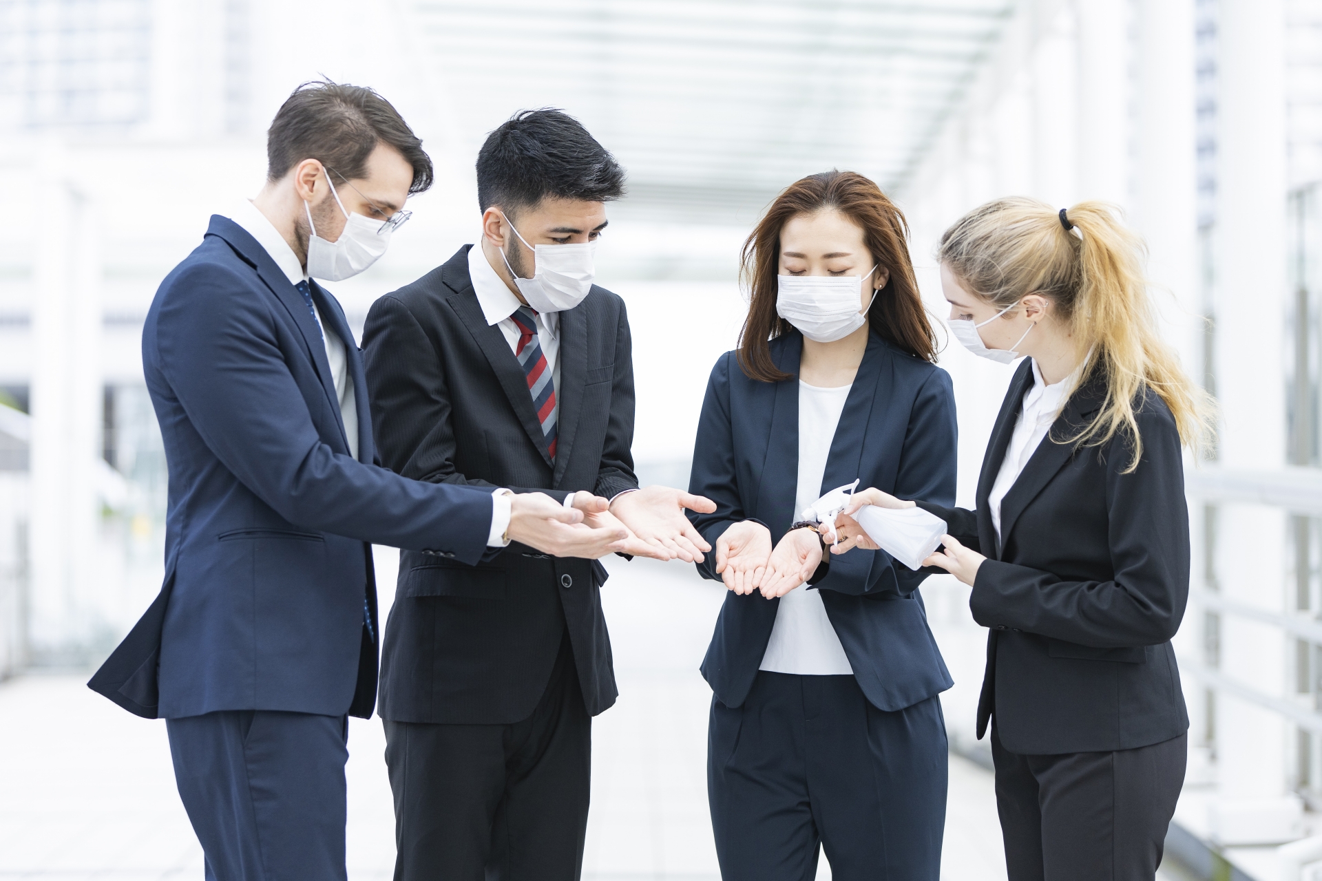 東京近日疫情大爆發，甚至突破單日千人確診。（示意圖，photoAC提供）